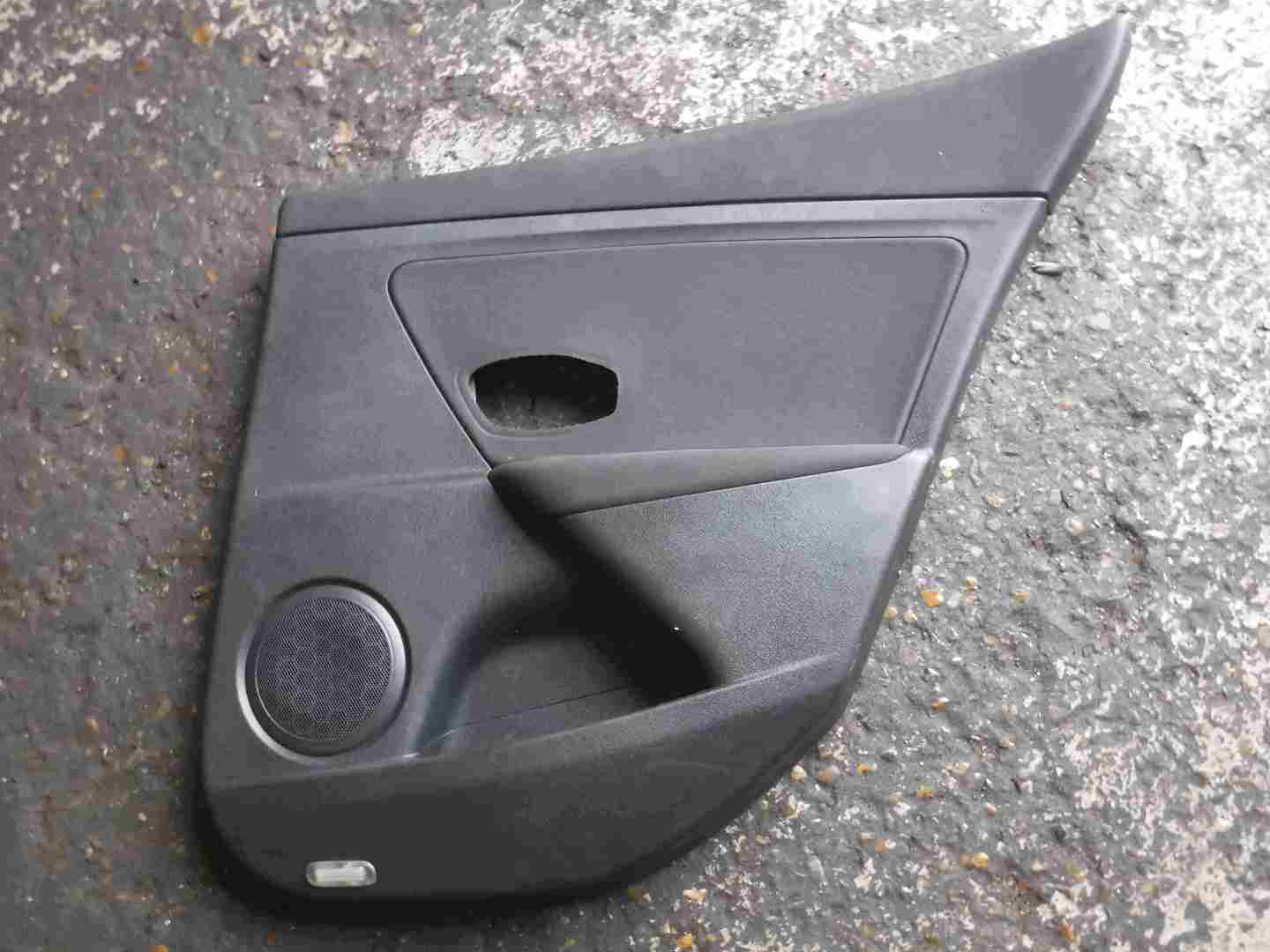 Renault Megane MK3 2008-2014 Drivers OSR Rear Door Card