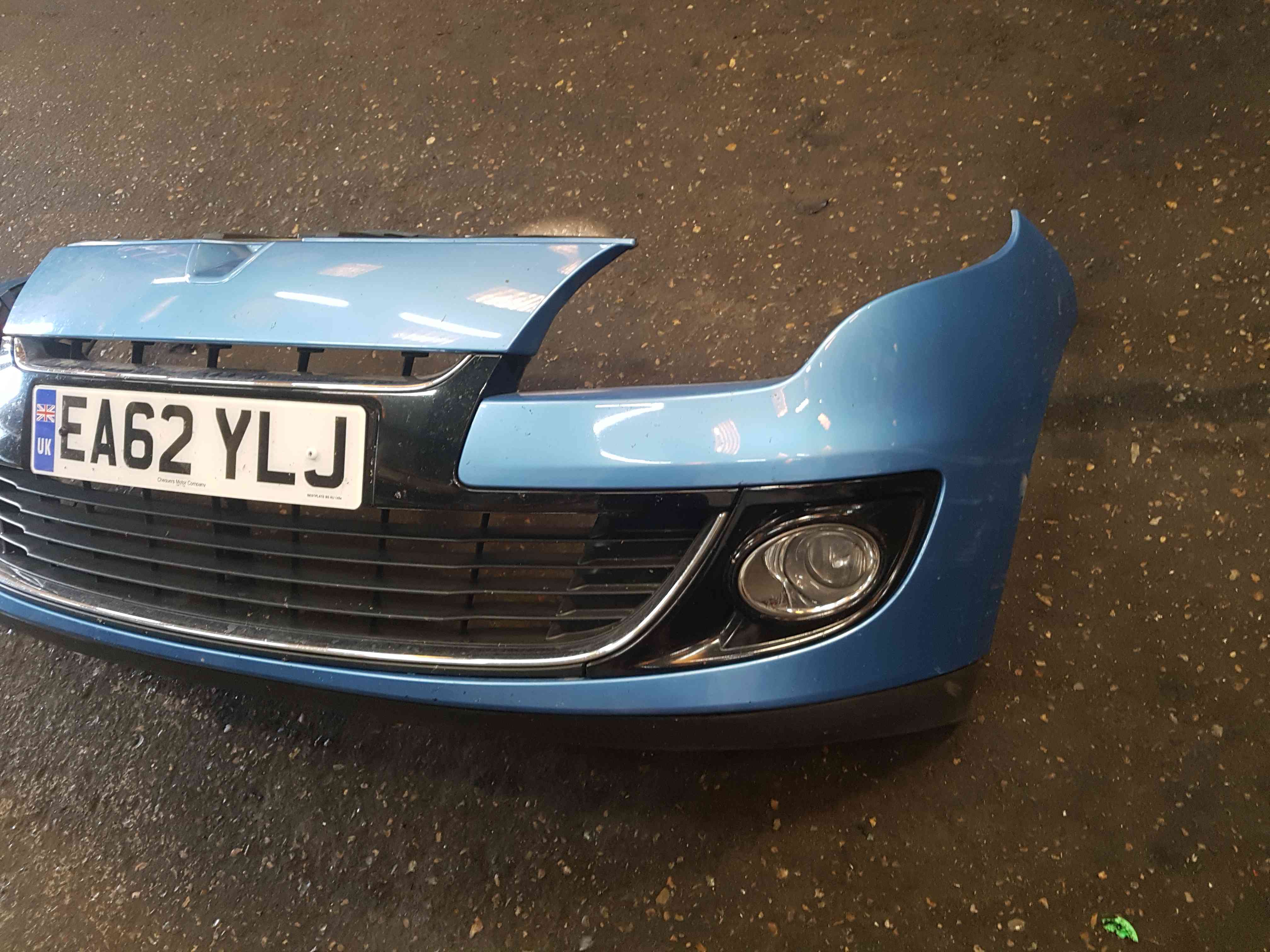 Thumb 3 Renault Megane MK3 2008-2014 Front Bumper Blue Terpb 