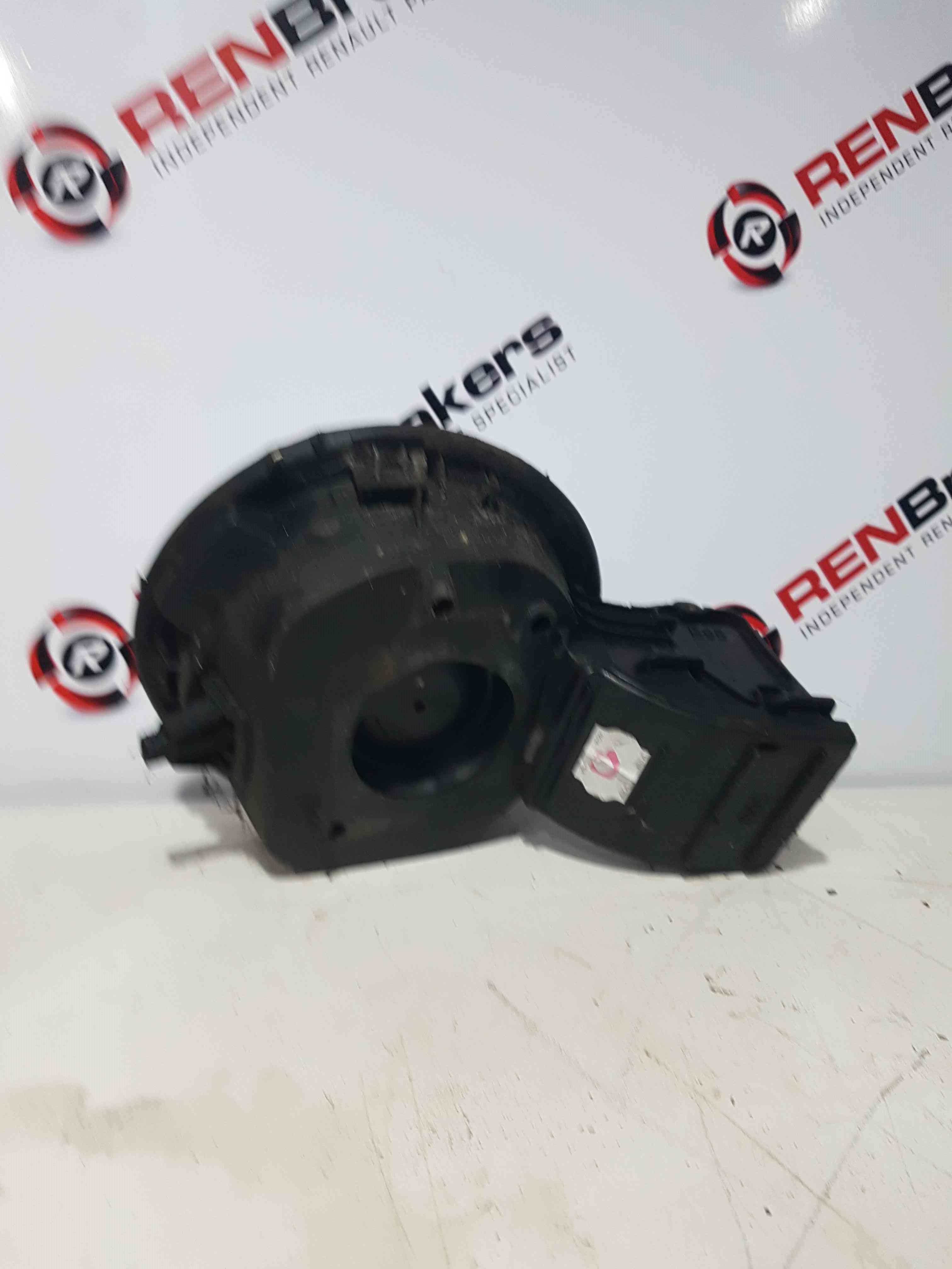 Thumb 5 Renault Megane MK3 2008-2014 Fuel Flap Cover White Ov369 + Hinges