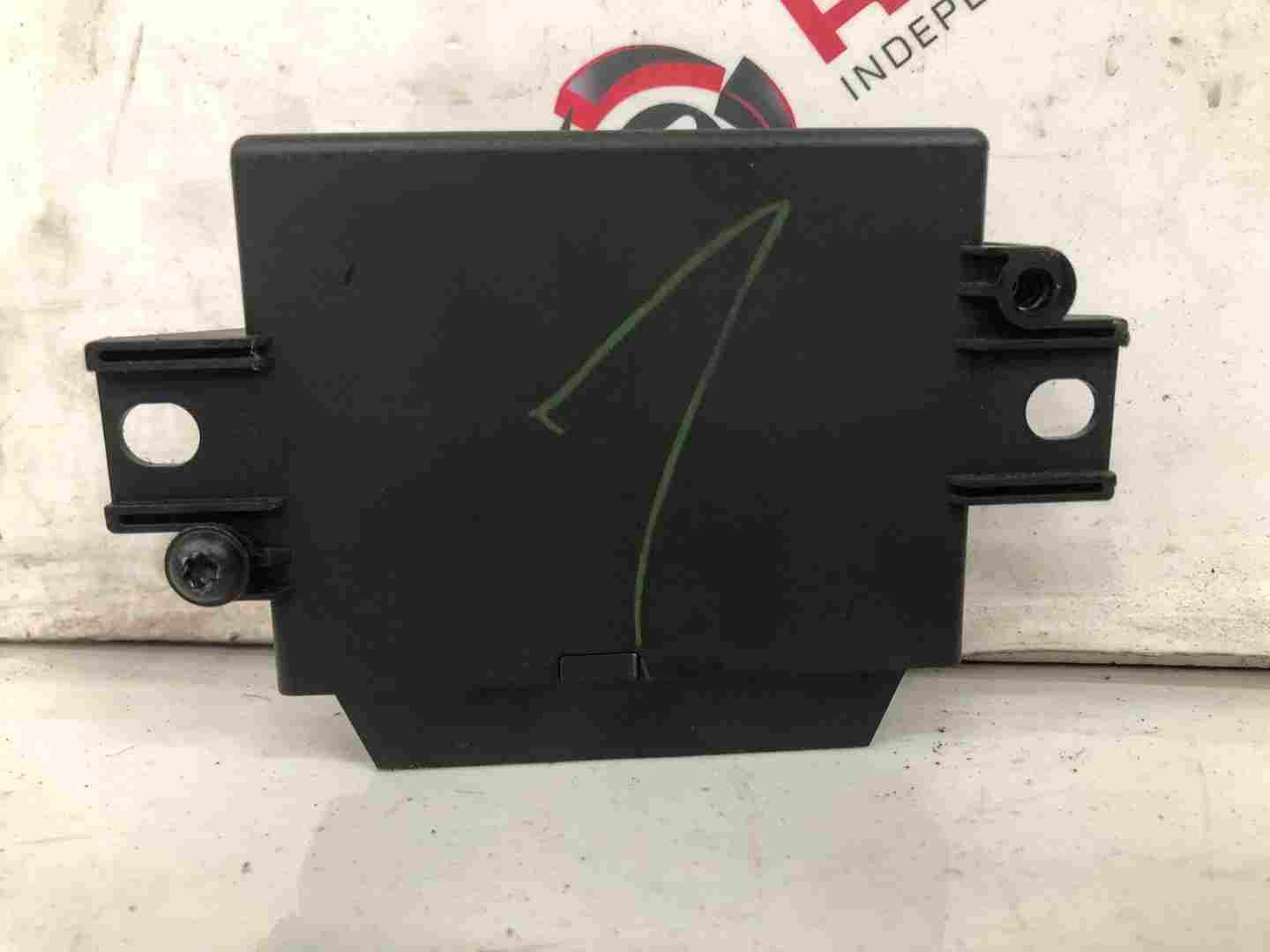 Thumb 2 Renault Megane MK3 2008-2014 Parking Sensor Module Computer 259900001R