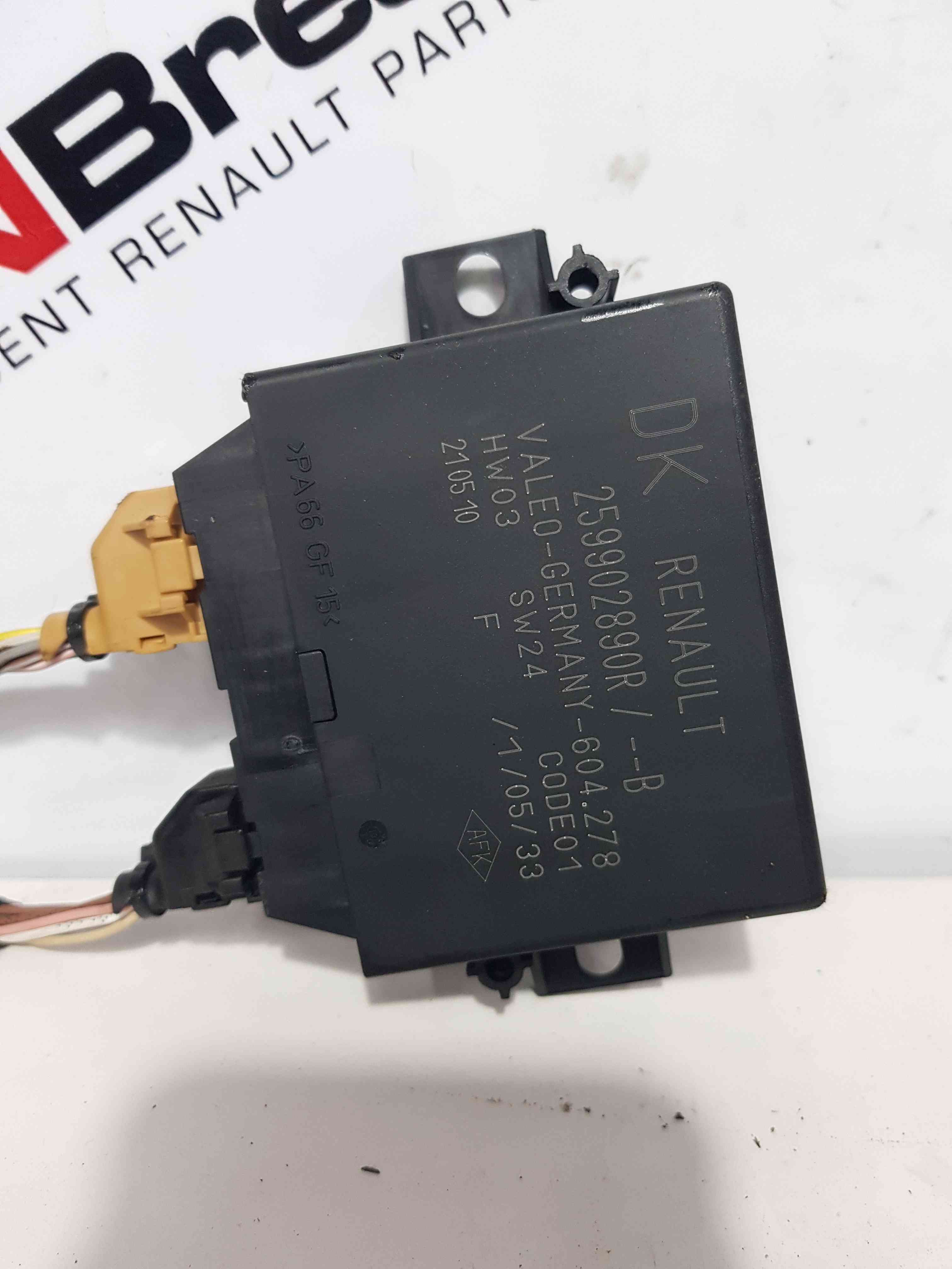 Thumb 4 Renault Megane MK3 2008-2014 Parking Sensor Module Computer 259902890R