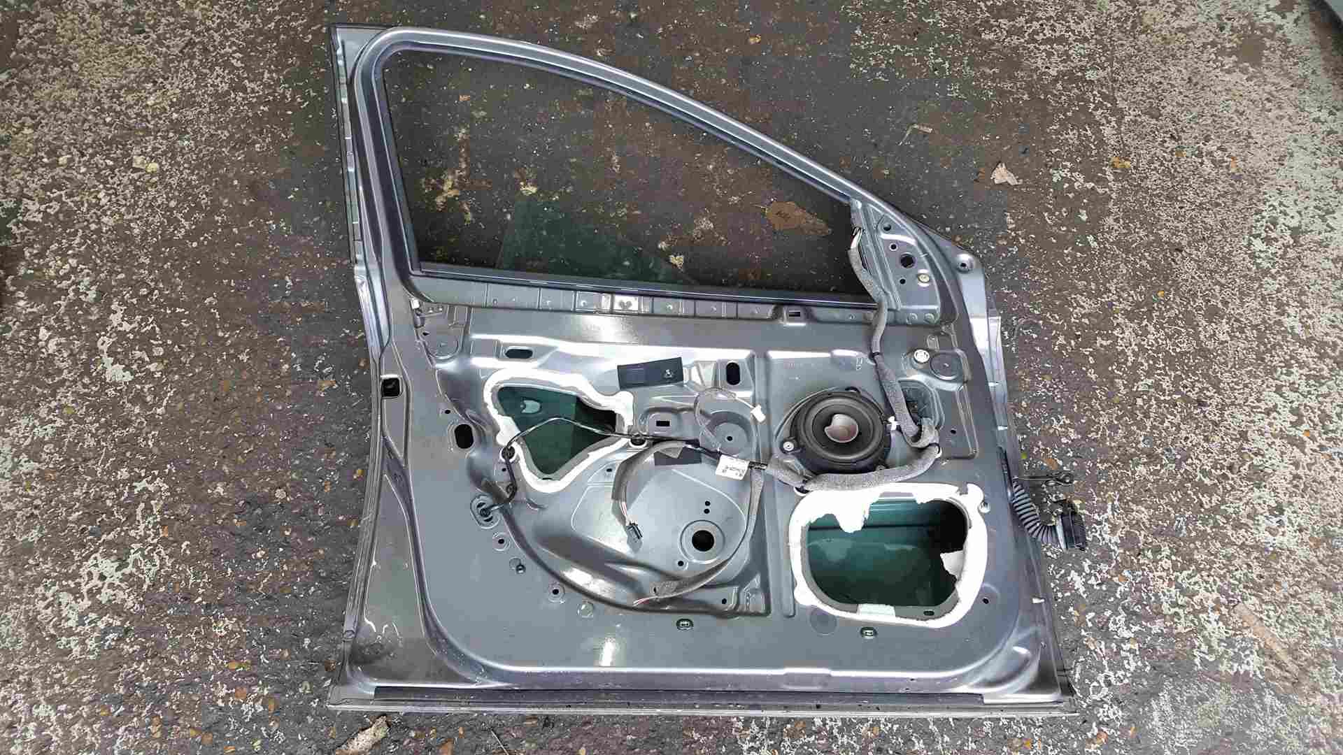 Thumb 2 Renault Megane MK3 2008-2014 Passenger NSF Front Door Grey TEKNG 5dr