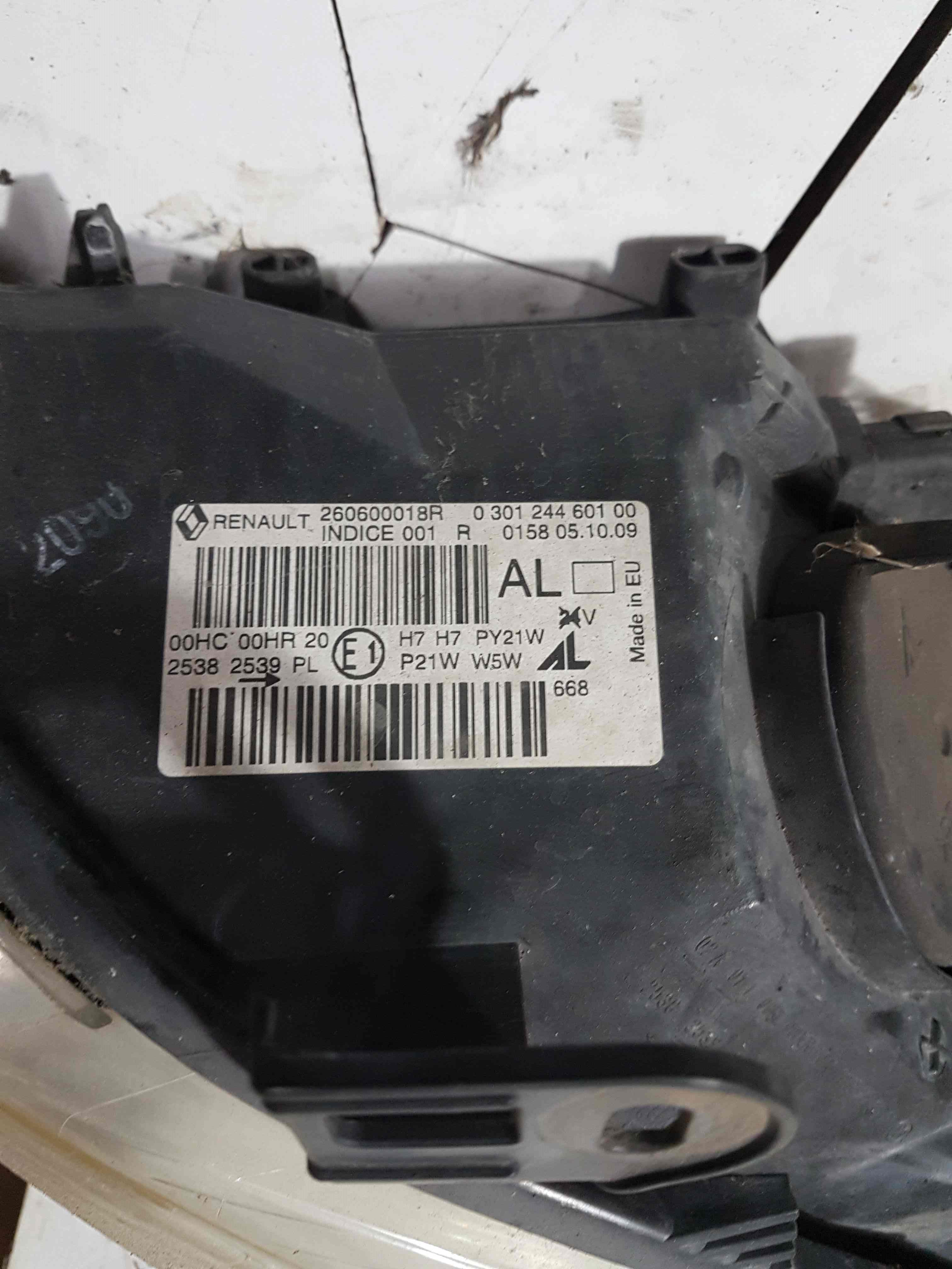 Thumb 5 Renault Megane MK3 2008-2014 Passenger NSF Front Headlight Head Lamp 260600018R