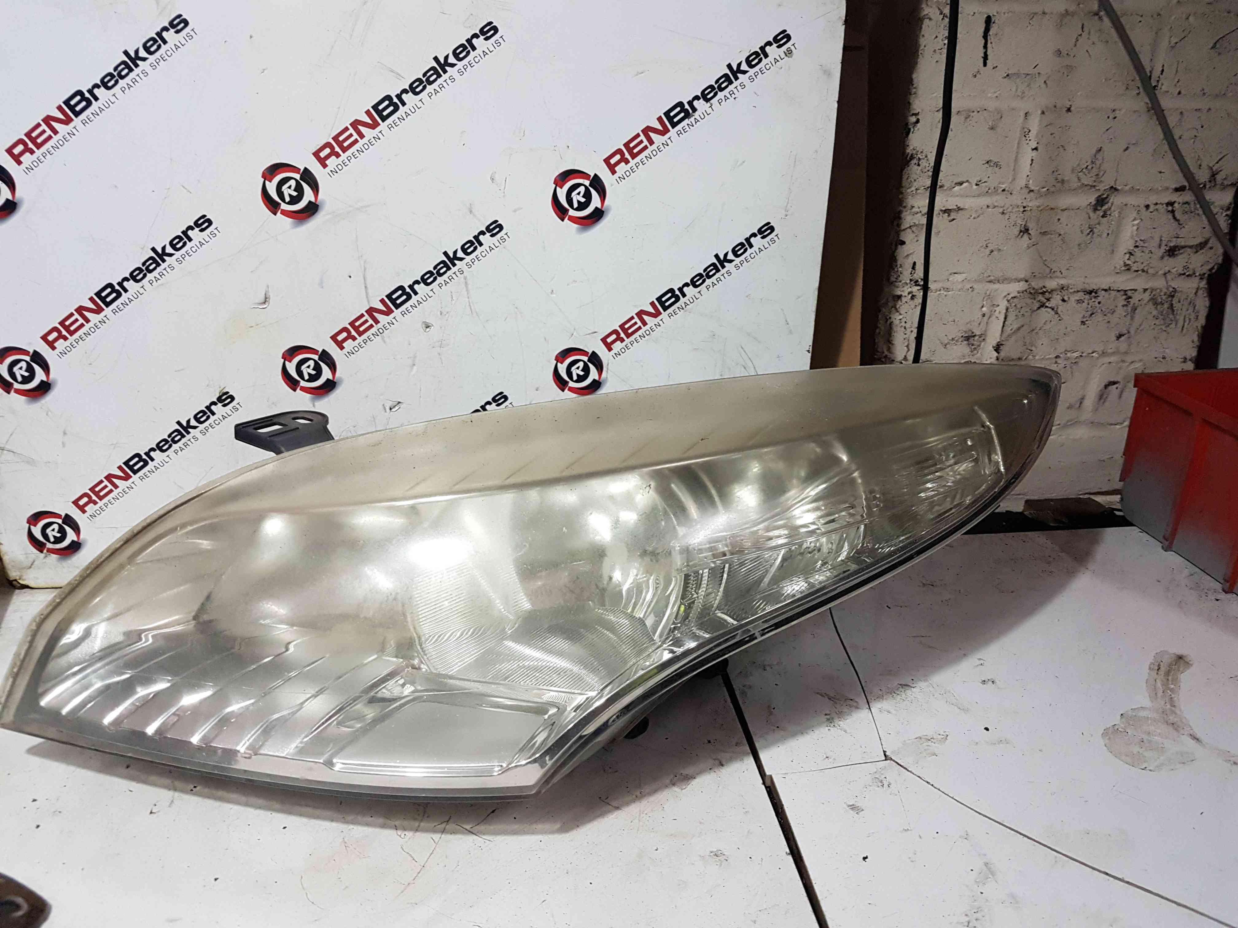 Thumb 10 Renault Megane MK3 2008-2014 Passenger NSF Front Headlight Head Lamp 260600018R