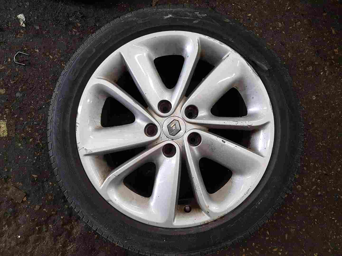 Thumb 4 Renault Megane MK3 2008-2014 Pragna Alloy Wheel 17Inch 403001189R 3/5
