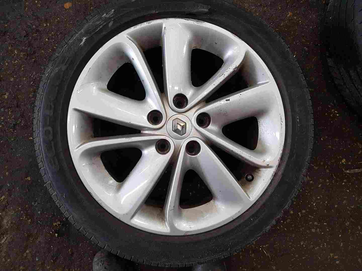 Thumb 6 Renault Megane MK3 2008-2014 Pragna Alloy Wheel 17Inch 403001189R 3/5