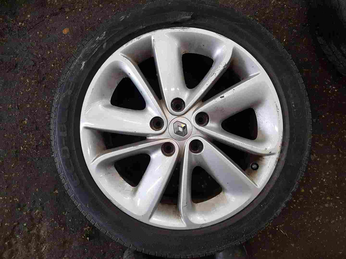 Thumb 7 Renault Megane MK3 2008-2014 Pragna Alloy Wheel 17Inch 403001189R 3/5