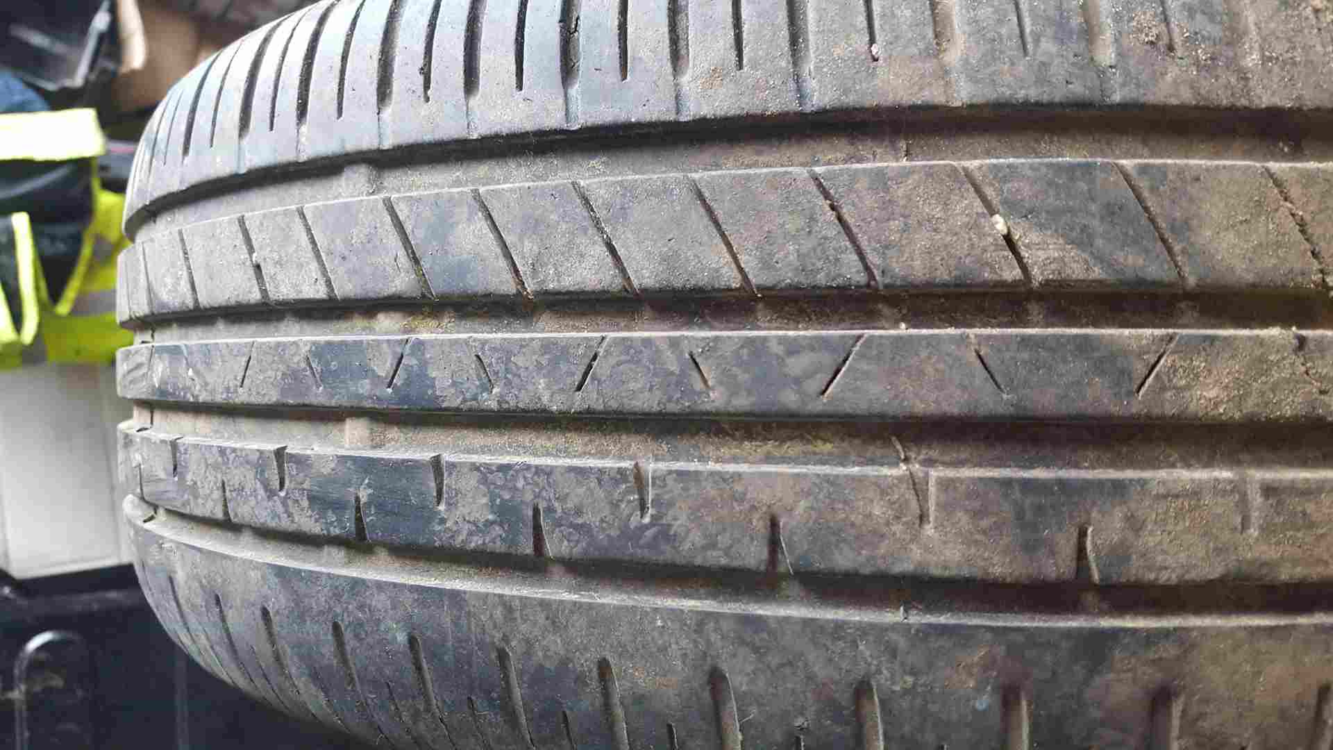 Thumb 6 Renault Megane MK3 2008-2014 Proteus Alloy Wheel + Tyre 205 55 16Inch 5Mm Dent