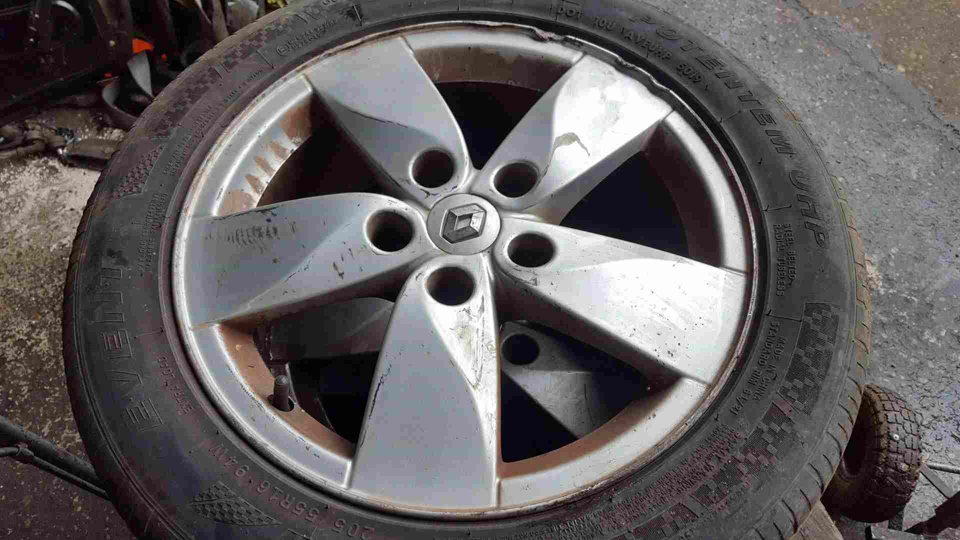 Thumb 7 Renault Megane MK3 2008-2014 Proteus Alloy Wheel + Tyre 205 55 16Inch 5Mm Dent