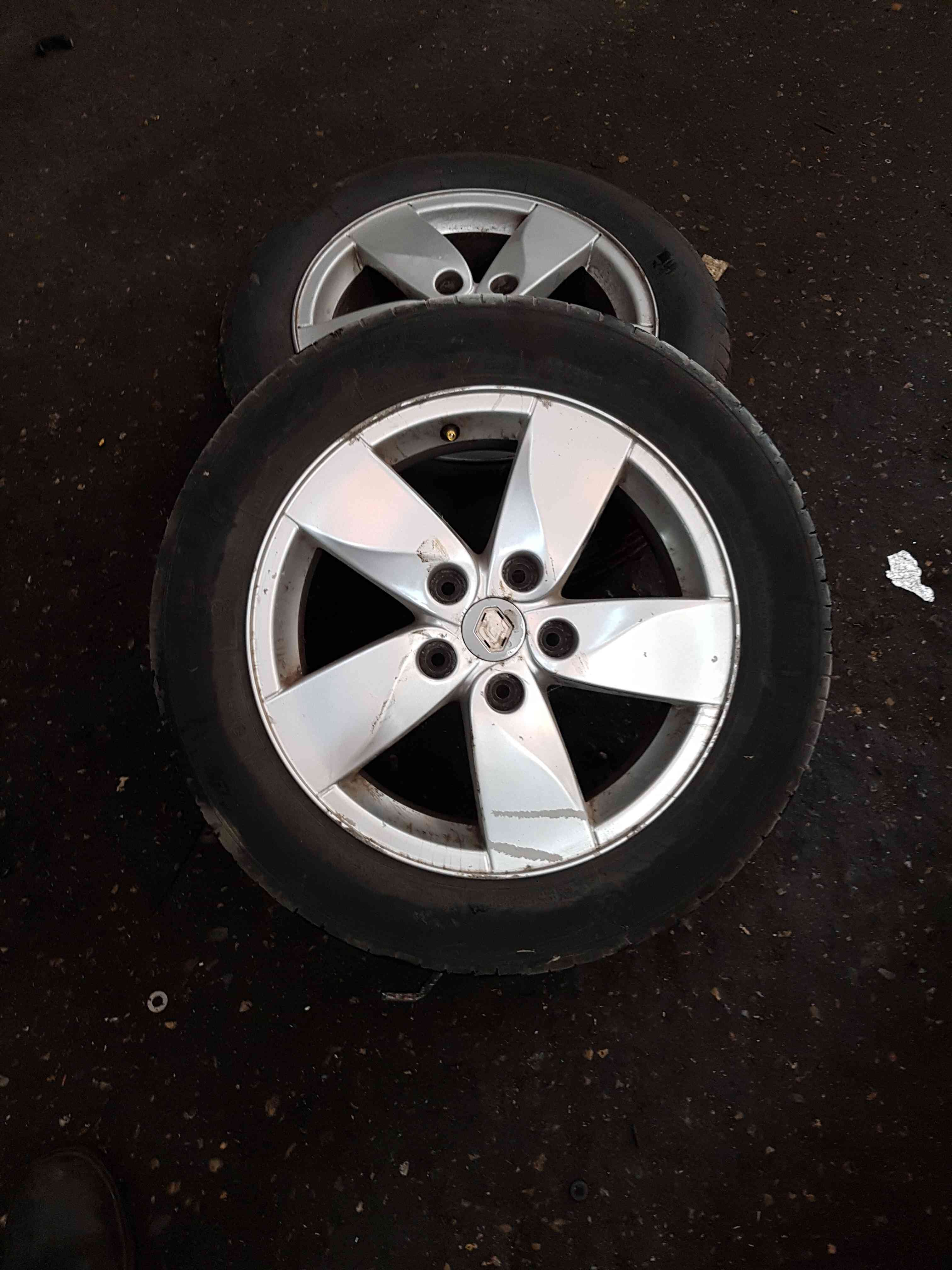 Thumb 6 Renault Megane MK3 2008-2014 Proteus Alloy Wheel + Tyre 205 60 16 3Mm 3/5