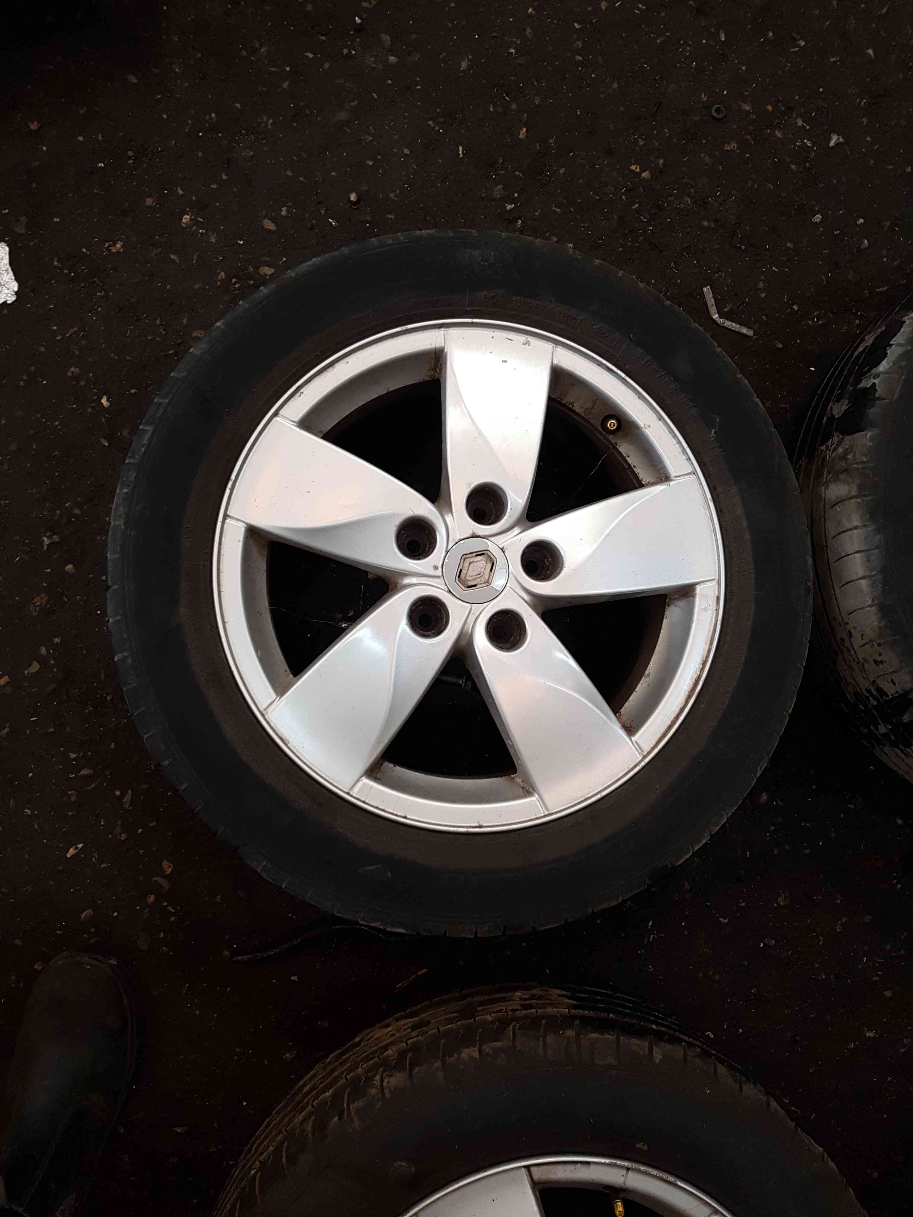 Thumb 2 Renault Megane MK3 2008-2014 Proteus Alloy Wheel + Tyre 205 60 16 5Mm 4/5