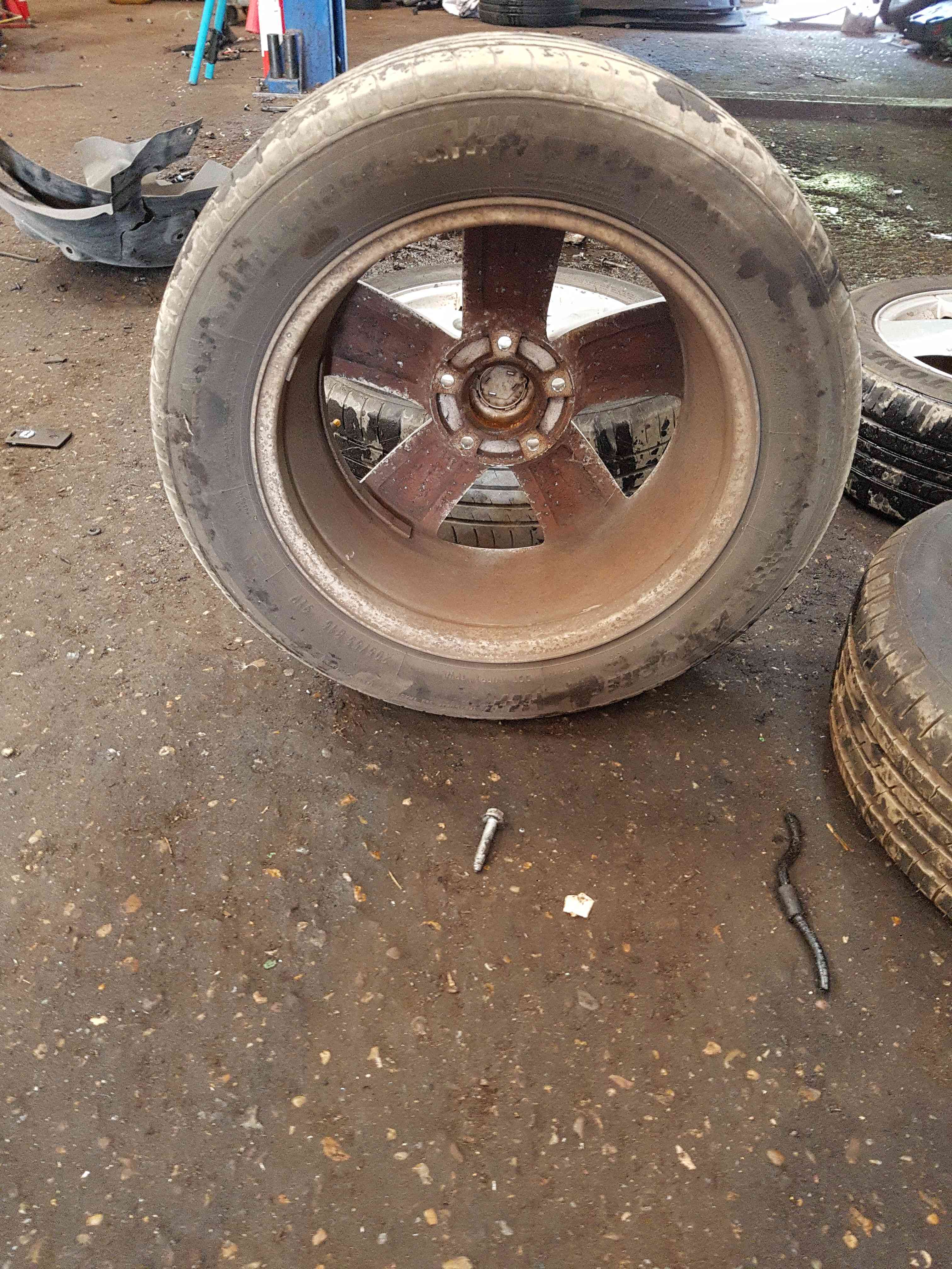Thumb 4 Renault Megane MK3 2008-2014 Proteus Alloy Wheel + Tyre 205 60 16 5Mm 4/5