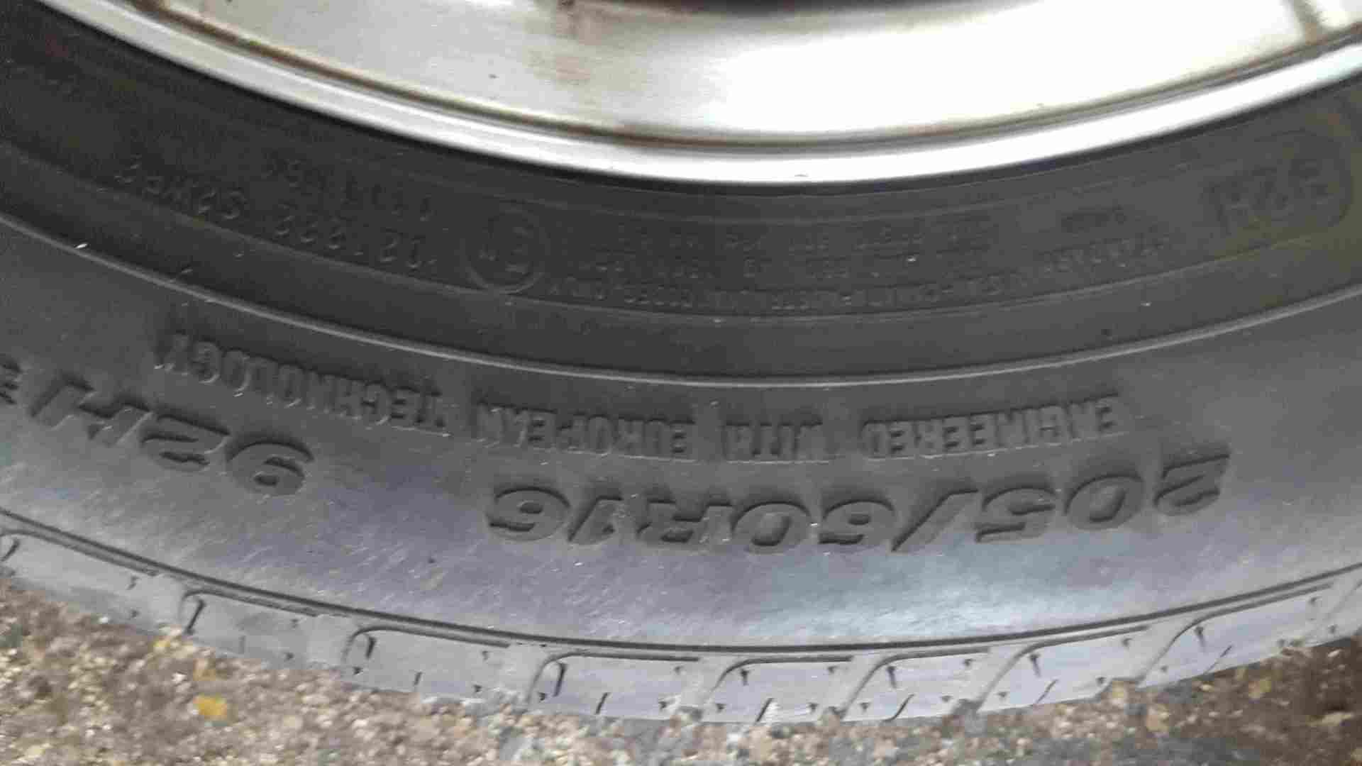 Thumb 2 Renault Megane MK3 2008-2014 Proteus Alloy Wheel + Tyre 205 60 16 5mm 403000064R