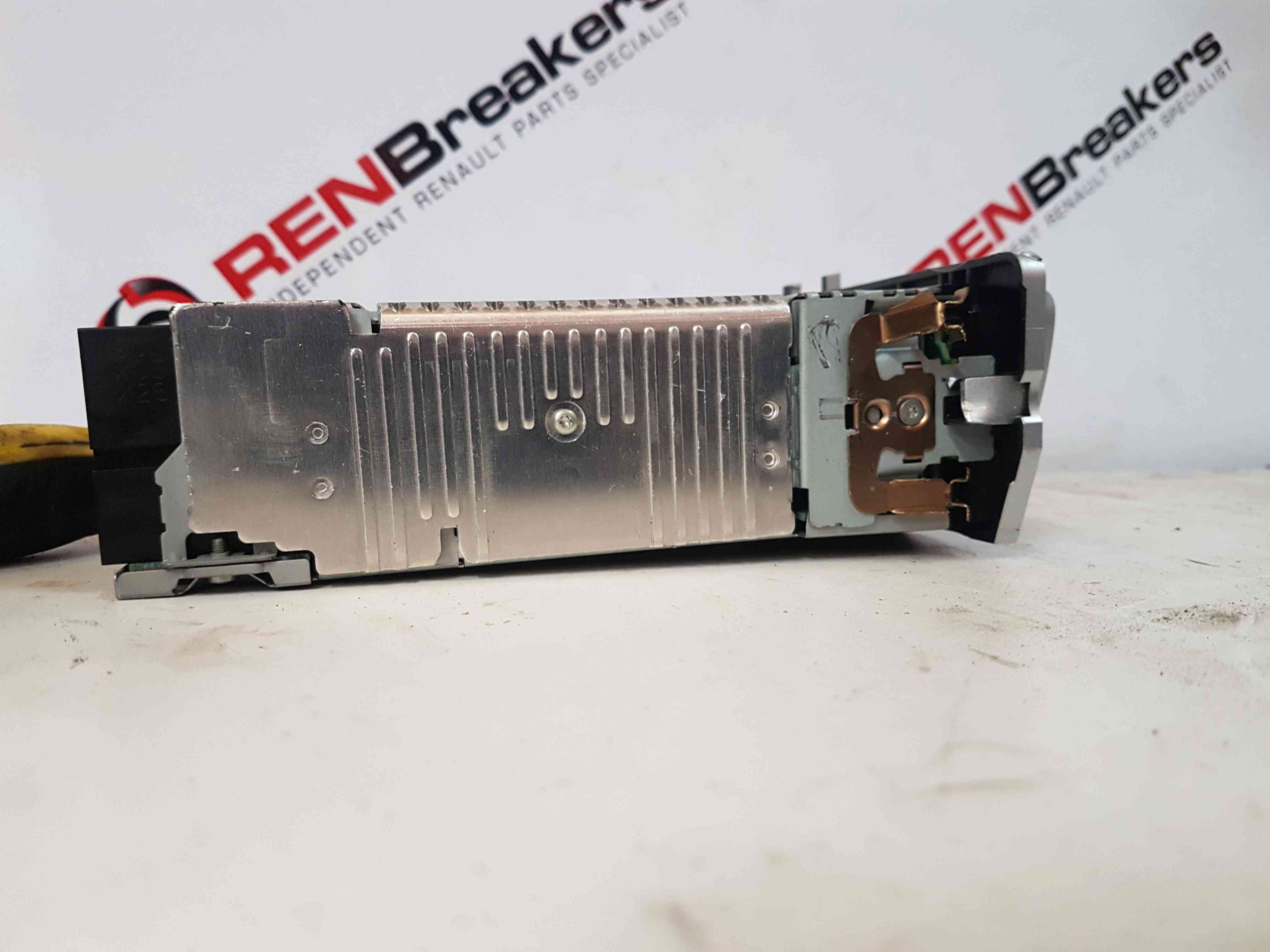 Thumb 6 Renault Megane MK3 2008-2014 Radio Cd Player USB Bluetooth 281153266R