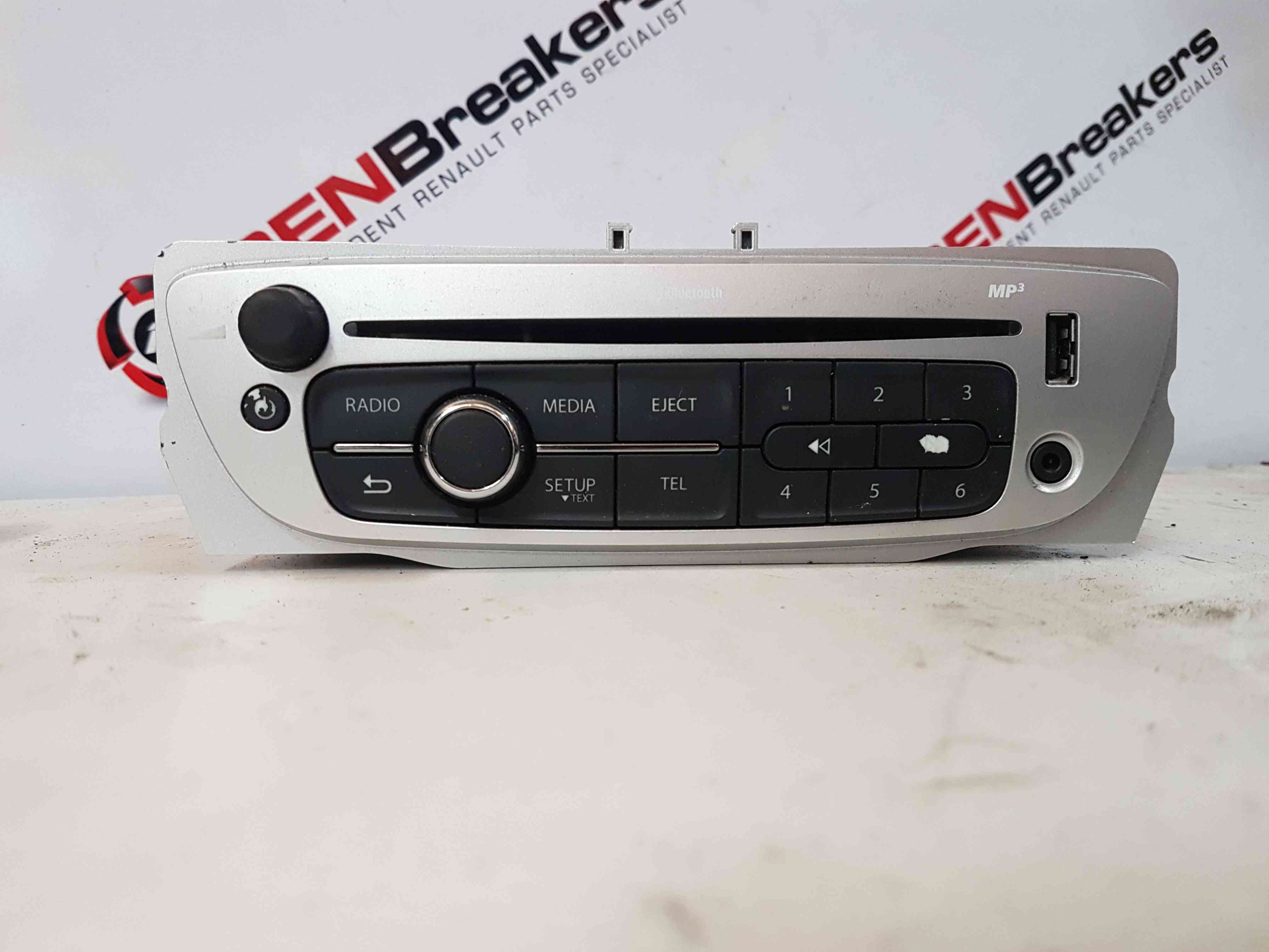 Thumb 8 Renault Megane MK3 2008-2014 Radio Cd Player USB Bluetooth 281153266R