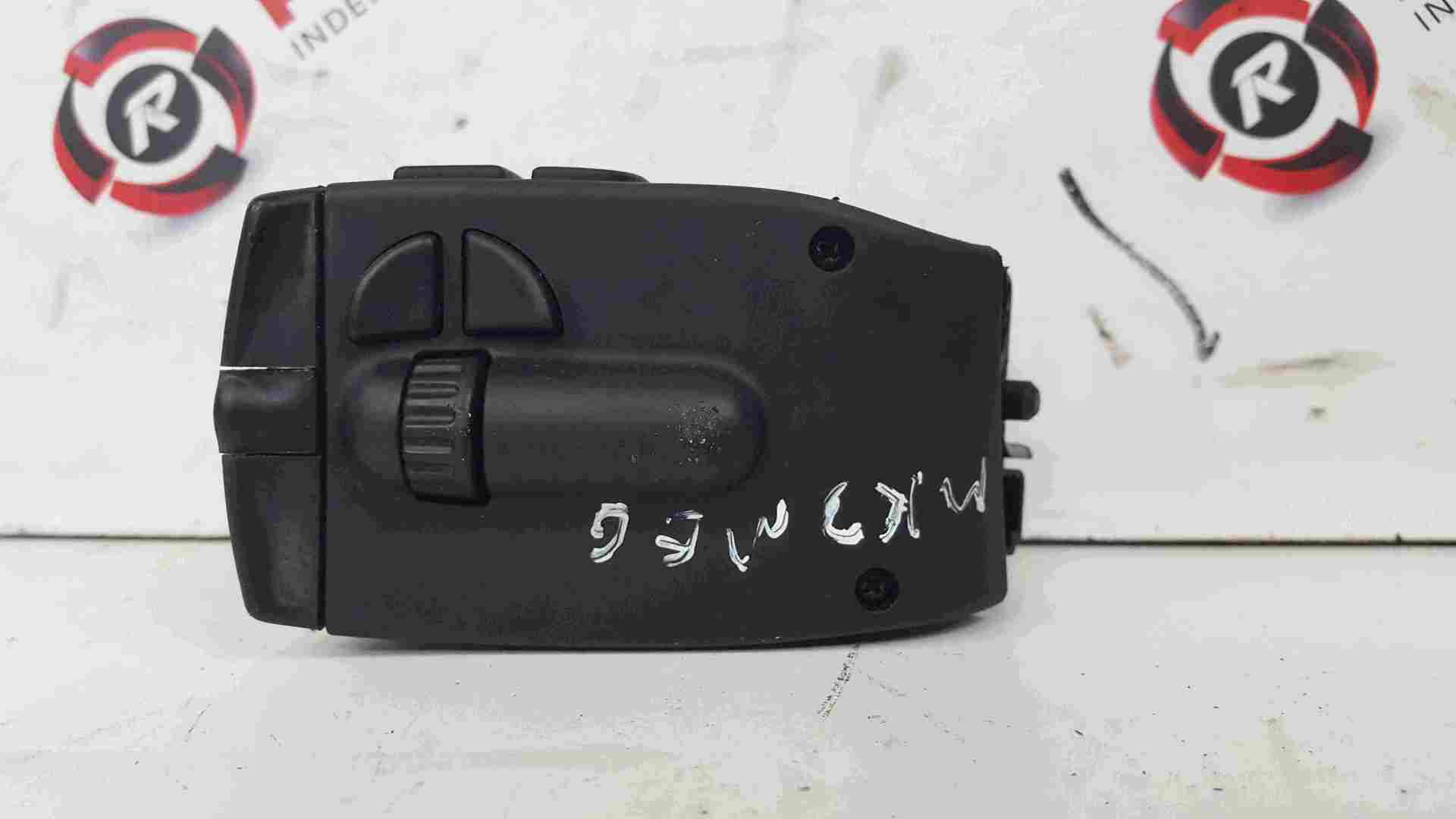 Thumb 2 Renault Megane MK3 2008-2014 Radio Steering Wheel Controls 255520009R