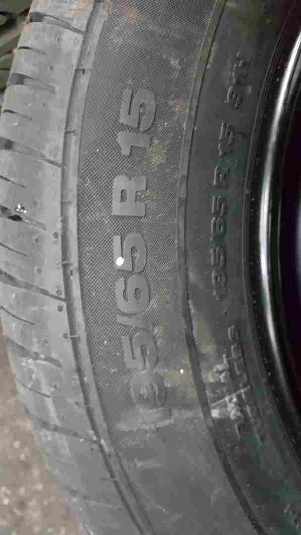 Thumb 2 Renault Megane MK3 2008-2014 Spare Steel Wheel RIM + Tyre 195 65 15 8Mm 5/5