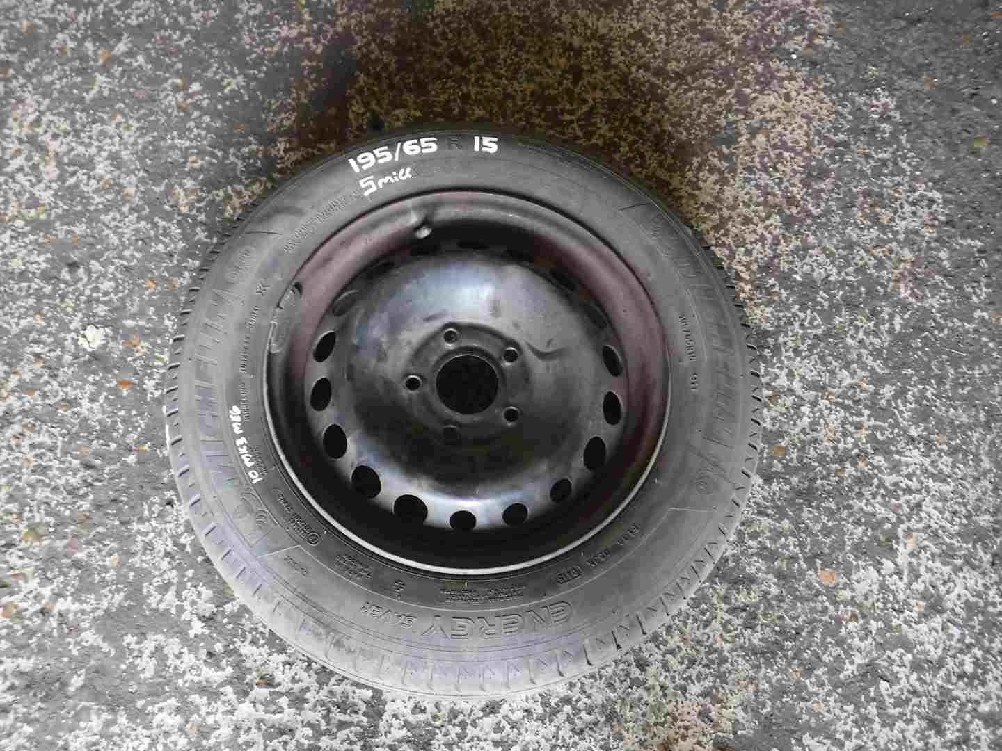 Renault Megane MK3 2008-2014 Steel Wheel RIM + Tyre 195 65 15 5Mm 3/5