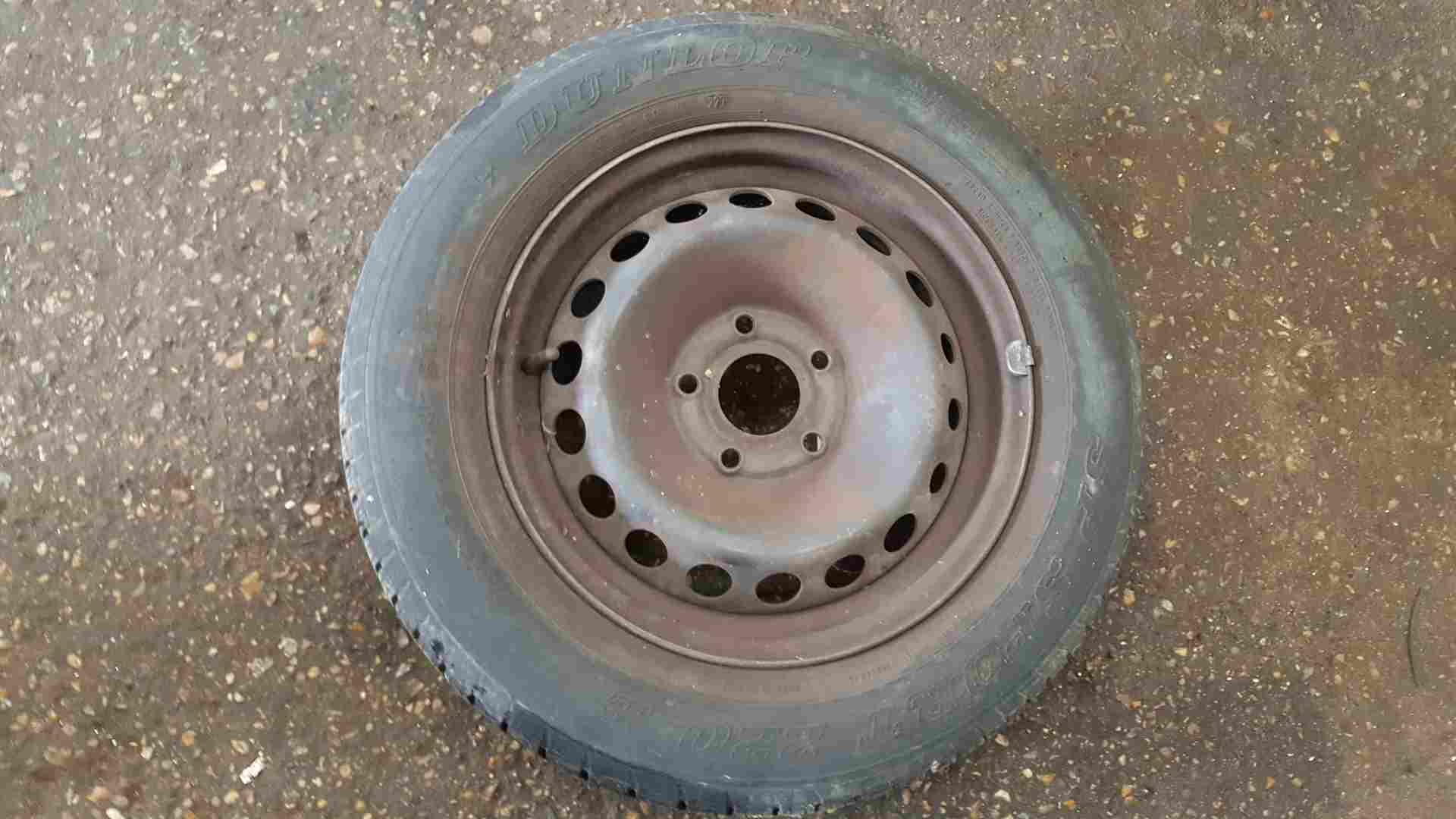 Thumb 4 Renault Megane MK3 2008-2014 Steel Wheel RIM + Tyre 195 65 15 7Mm 3/5
