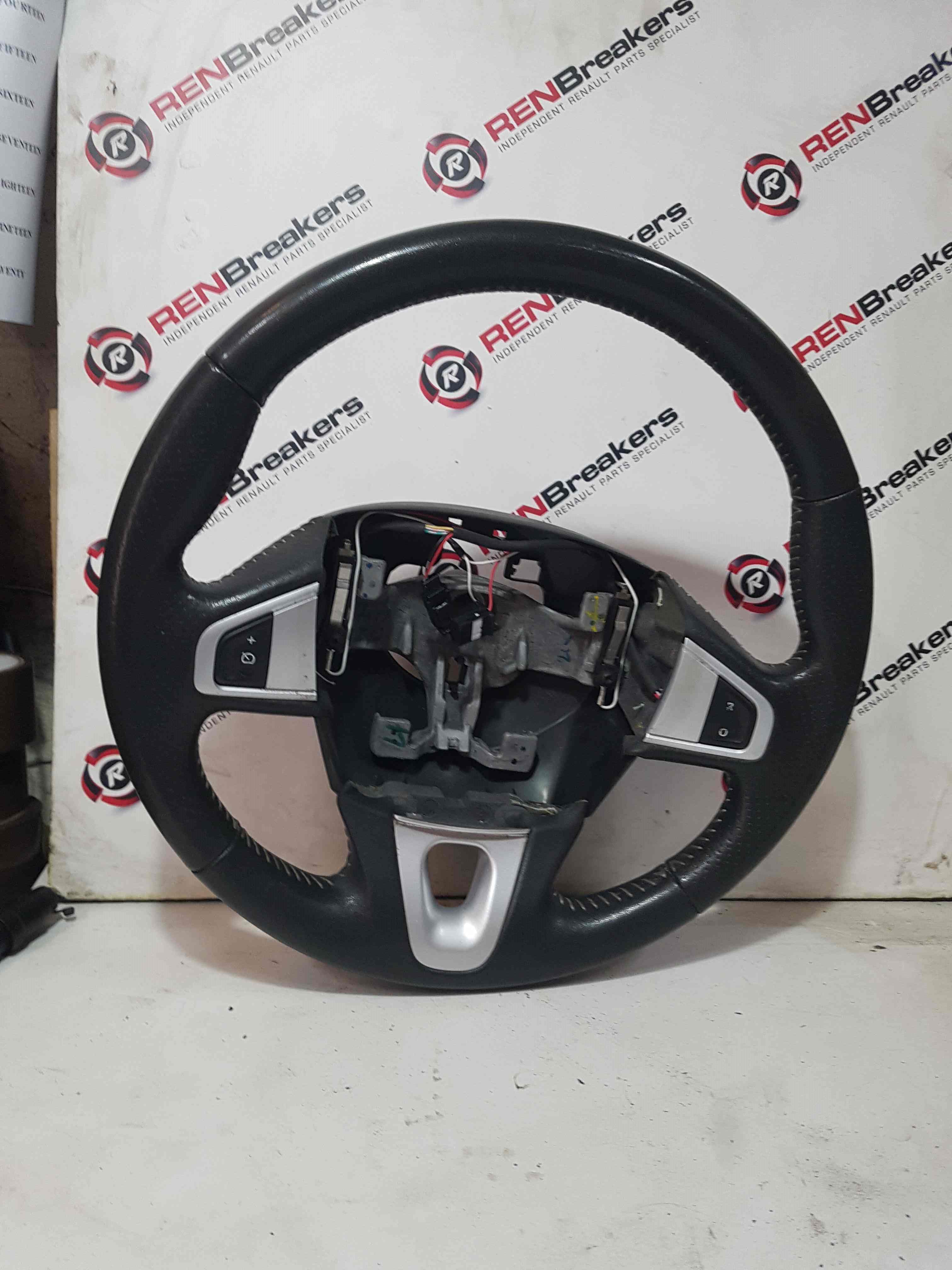 Thumb 2 Renault Megane MK3 2008-2014 Steering Wheel Cruise Control Silver Trims