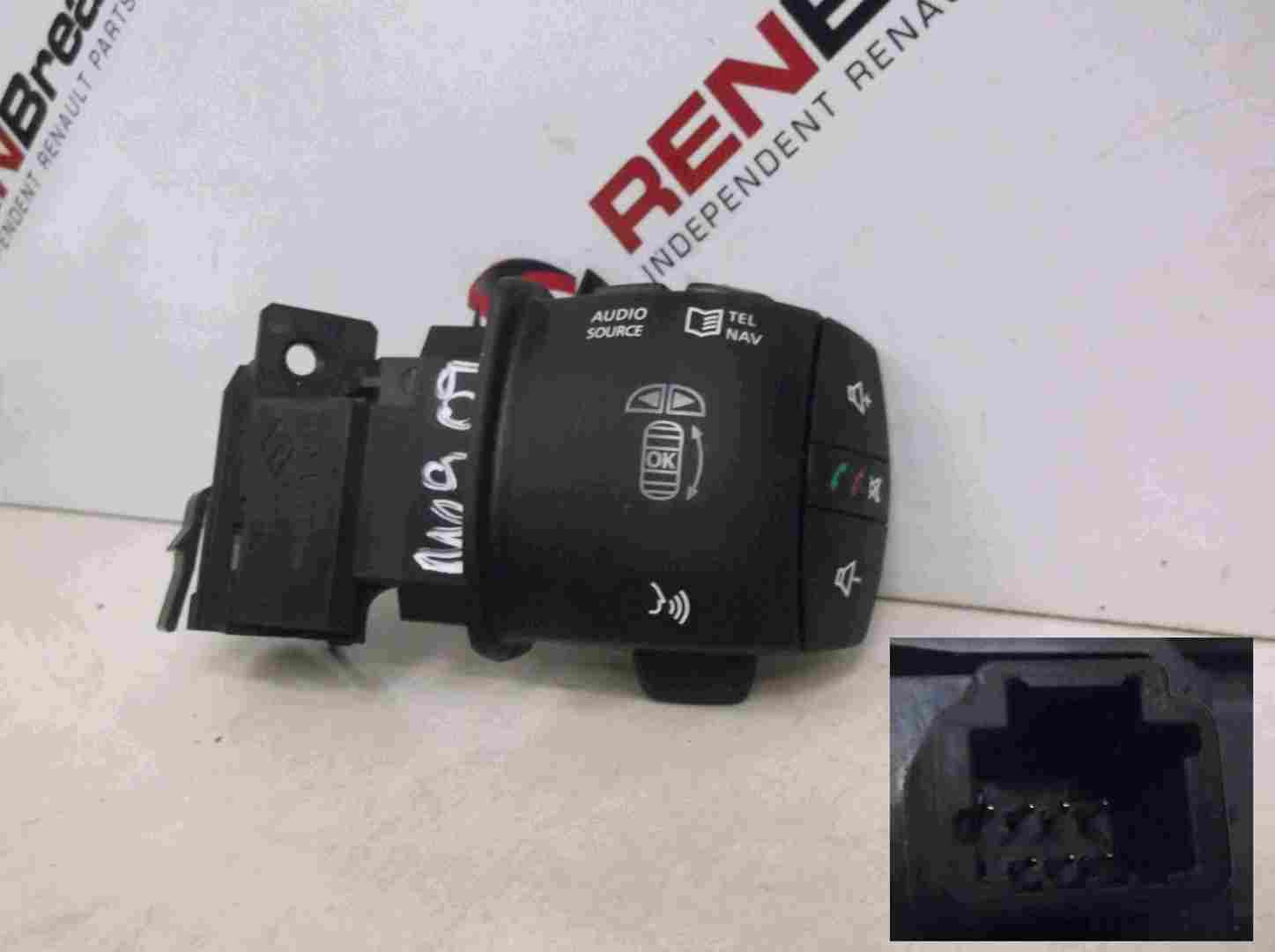 Renault Megane MK3 2008-2014 Steering Wheel Radio Controls Switchs 255522540R