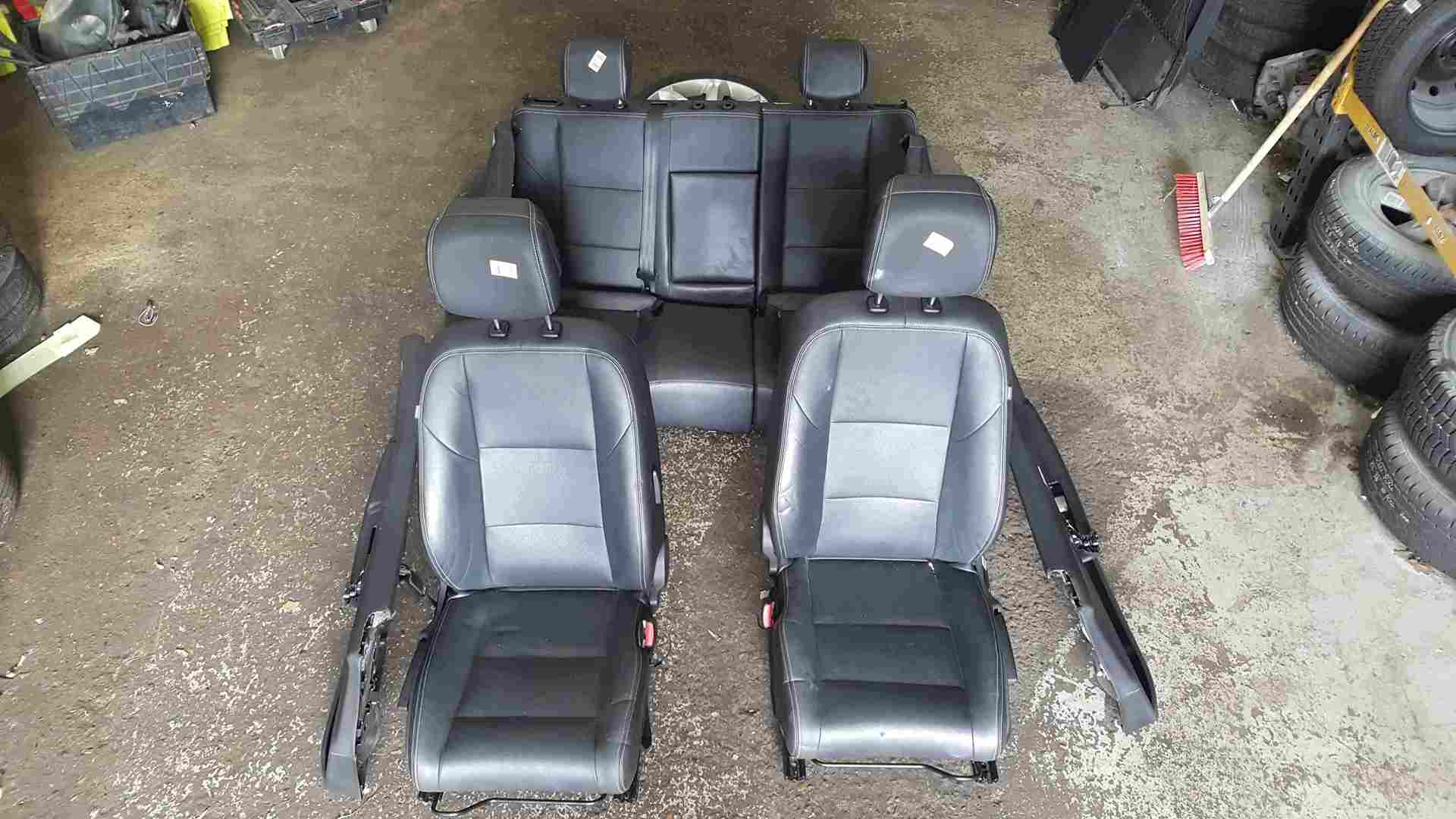 Renault Megane MK3 2008-2016 Black Leather Interior Set Chairs Cards Seats 5dr