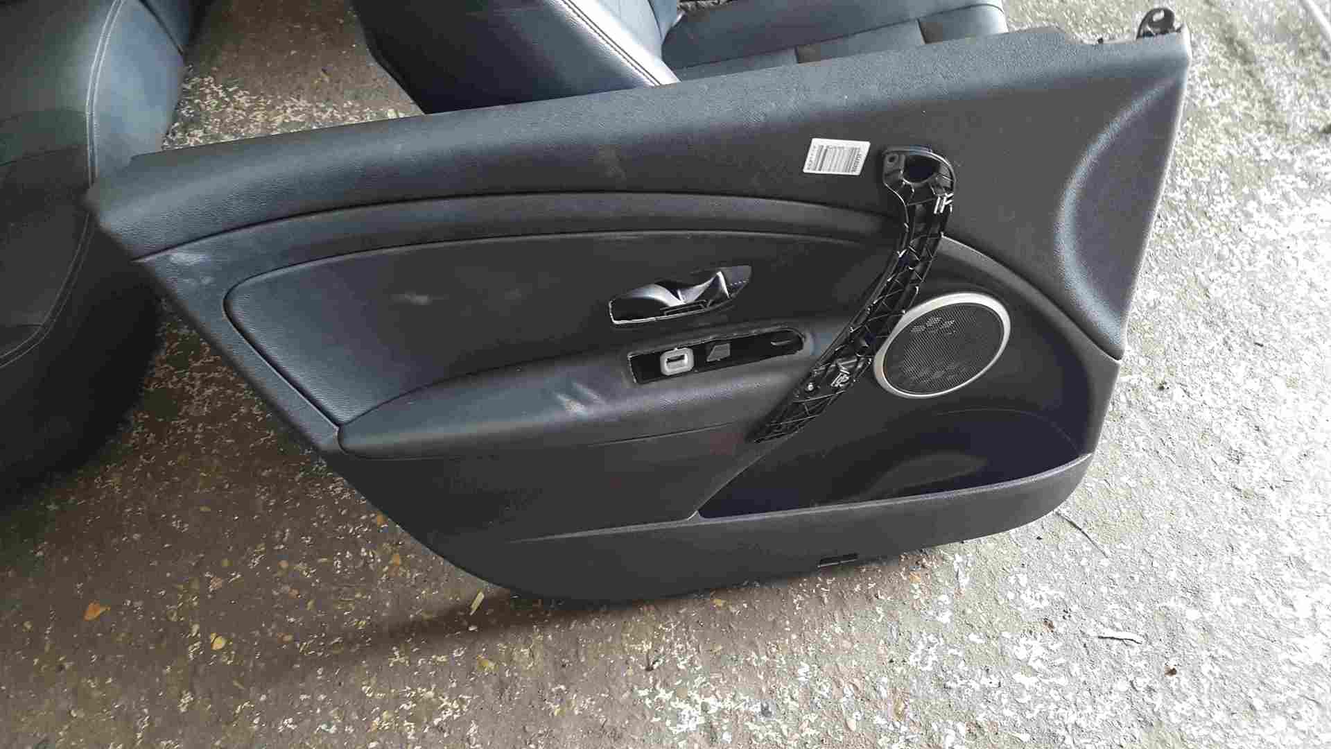 Thumb 5 Renault Megane MK3 2008-2016 Black Leather Interior Set Chairs Cards Seats 5dr