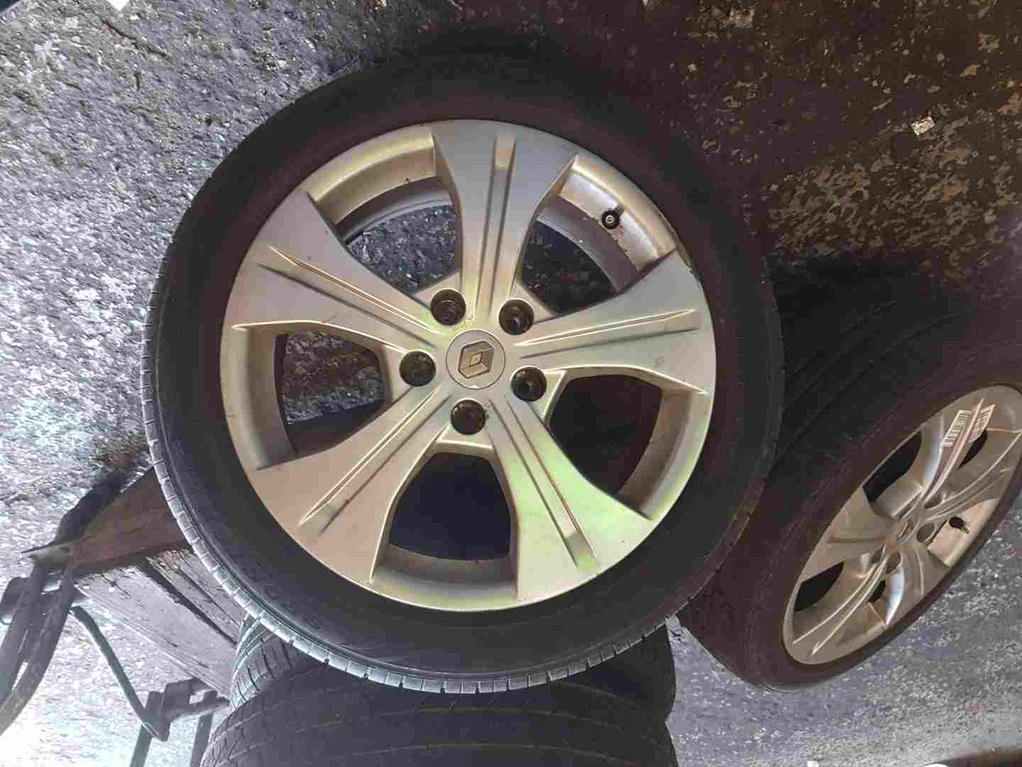 Thumb 5 Renault Megane MK3 2008-2016 Bullet Zoll Alloy Wheel + Tyre 205 50 17 6Mm 3/5