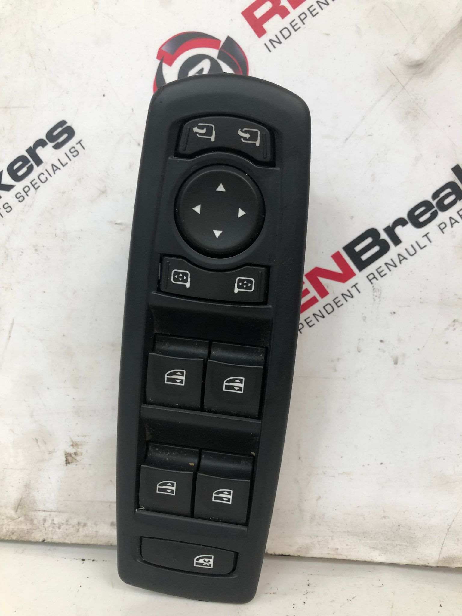 Renault Megane MK3 2008-2016 Drivers OSF Front Window Switch Control Power 