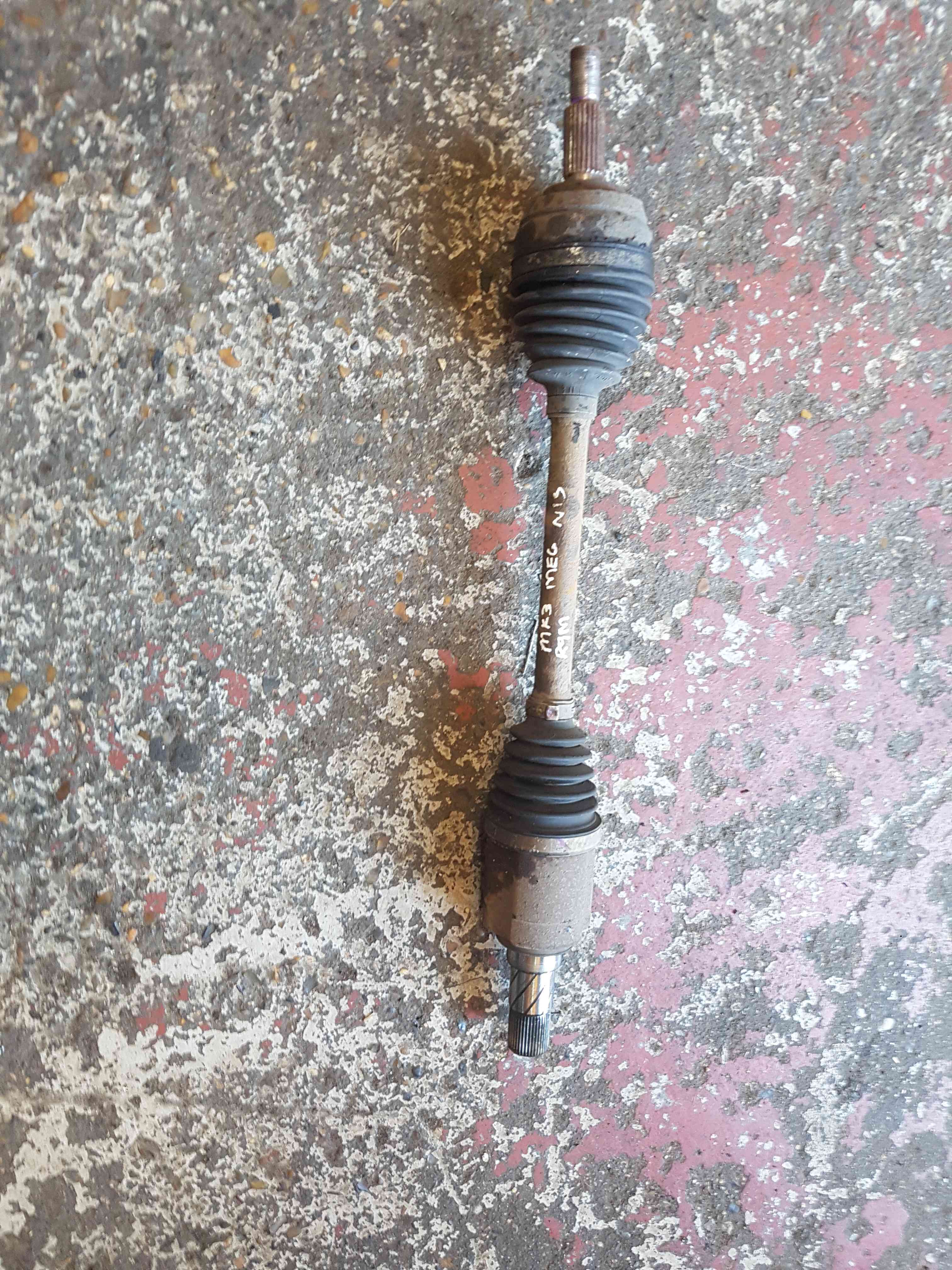 Thumb 7 Renault Megane MK3 2010-2016 1.6 DCI Passenger NSF Front Driveshaft
