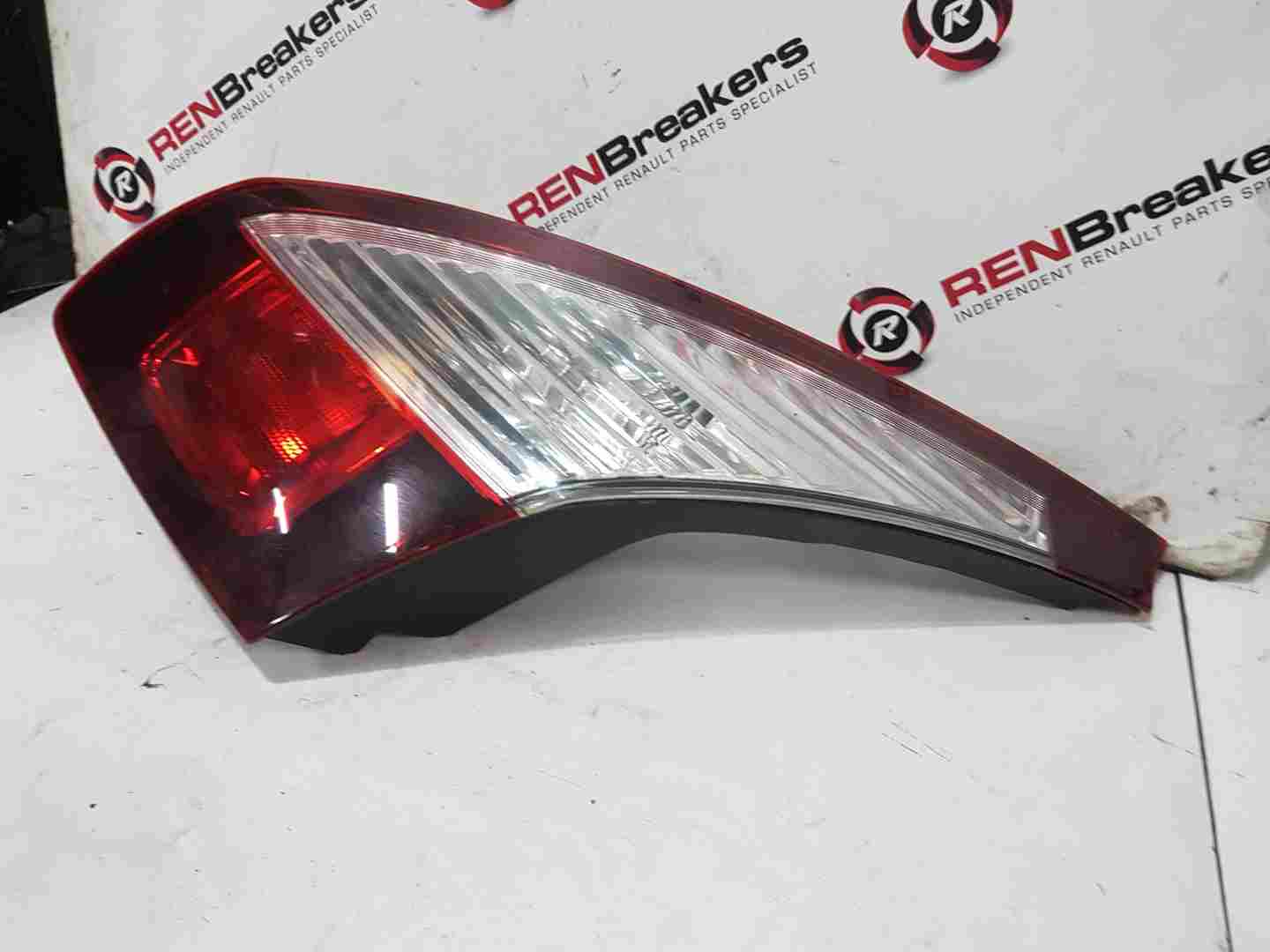 Thumb 3 Renault Megane MK3 2010-2016 Driver OSR Rear Boot Light 265500147R