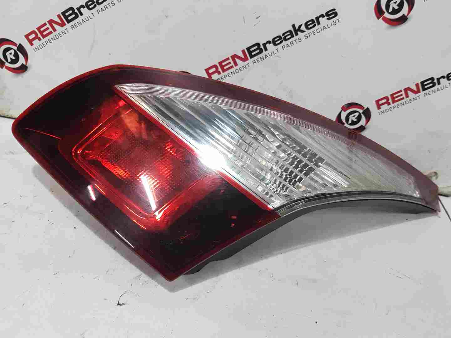 Renault Megane MK3 2010-2016 Driver OSR Rear Boot Light 265500147R