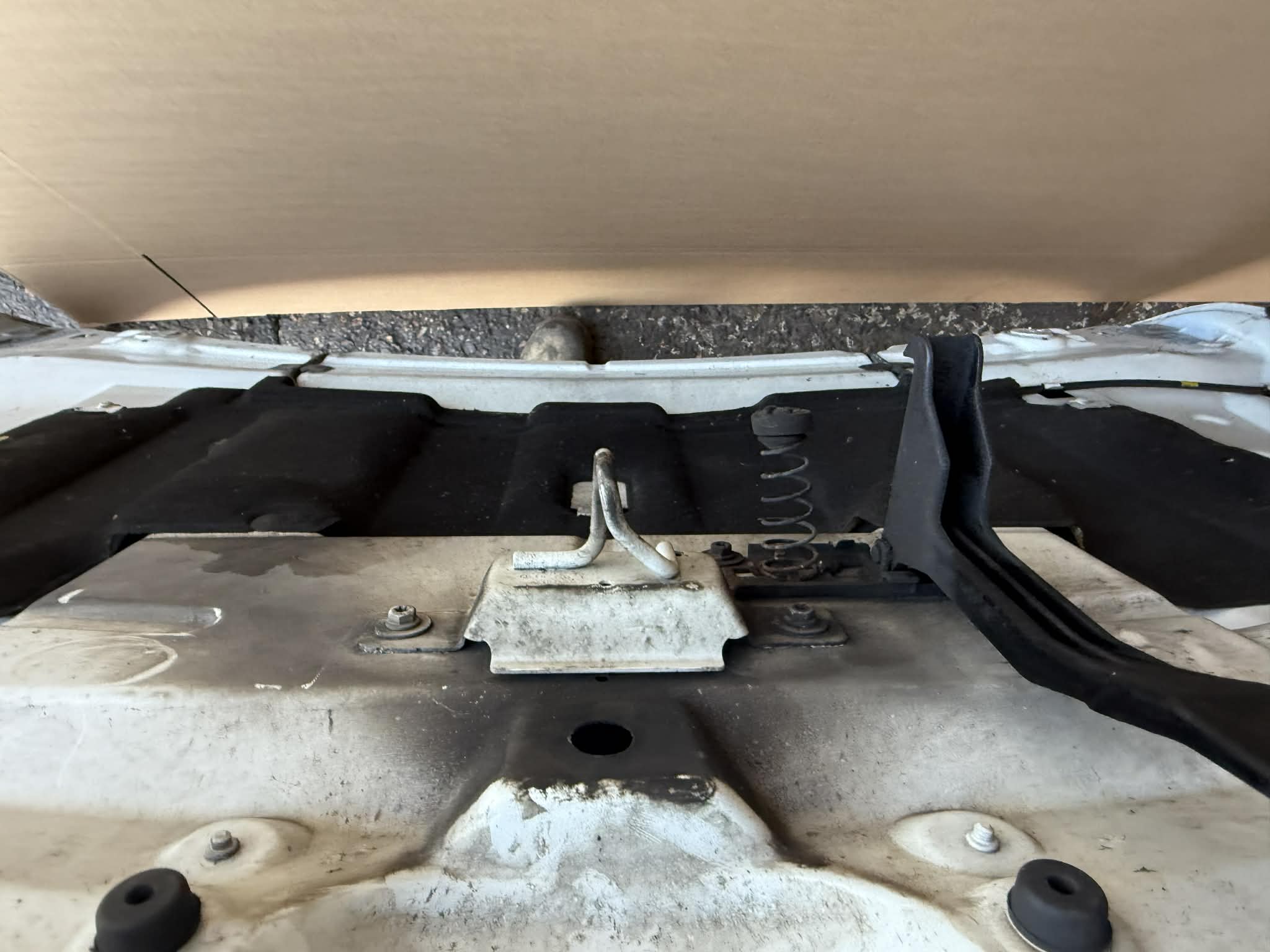 Thumb 5 Renault Megane MK3 2012-2016 Front Bonnet White Ov369