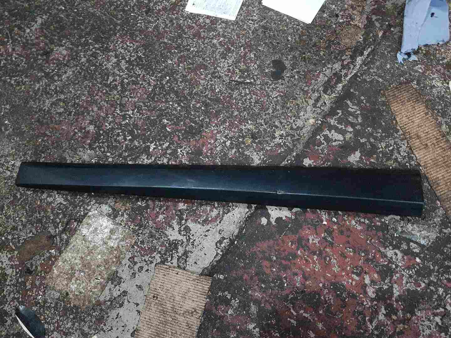Thumb 7 Renault Megane MK3 2010-2016 Passenger NSF Front Door Moulding Trim 5Dr