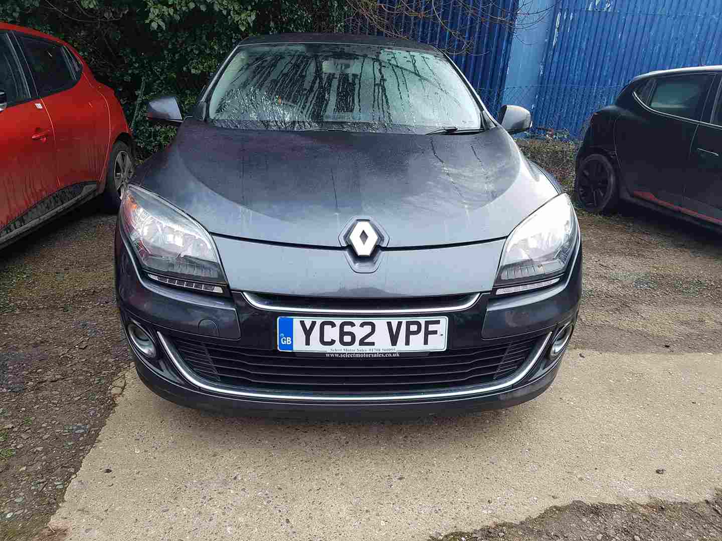 Renault Megane MK3 2012-2016 Front Bumper Grey