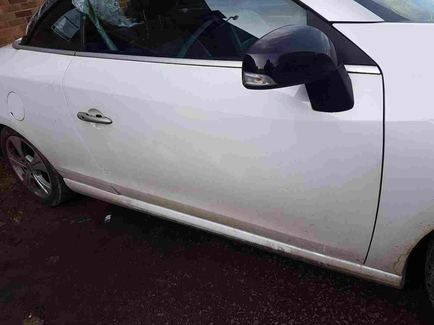 Thumb 2 Renault Megane MK3 Convertible 2008-2010 Drivers Os OSF Front Door White Teqnc