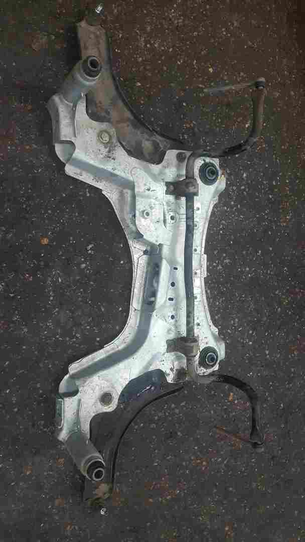 Thumb 3 Renault Megane MK3 Convertible 2008-2016 Front Subframe Wish Bones Complete