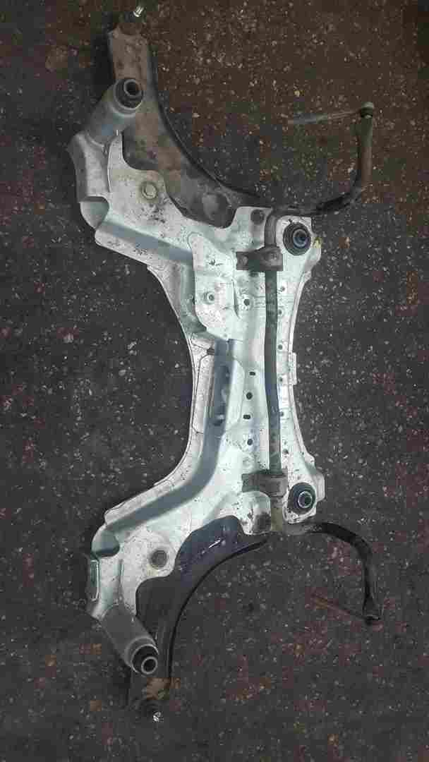 Renault Megane MK3 Convertible 2008-2016 Front Subframe Wish Bones Complete