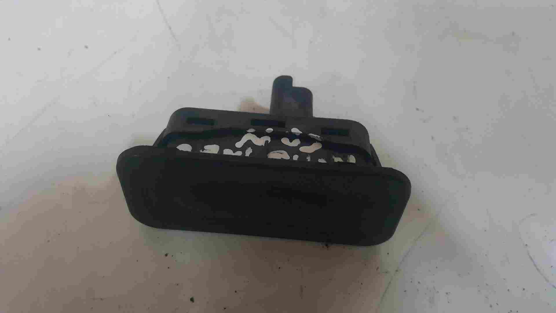 Renault Megane MK3 Convertible 2008-2024 Rear Tailgate Boot Button ...