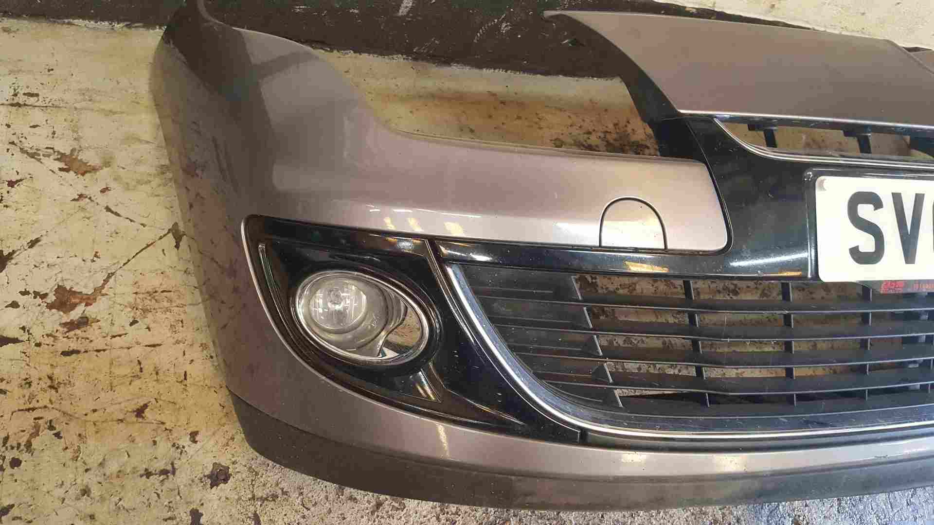 Thumb 3 Renault Megane MK3 Estate 2012-2016 Front Bumper Grey Tekng