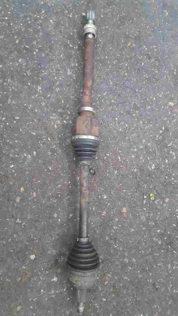 Thumb 2 Renault Megane MK3 GT 2008-2014 2.0 DCi Drivers OSF Front Driveshaft