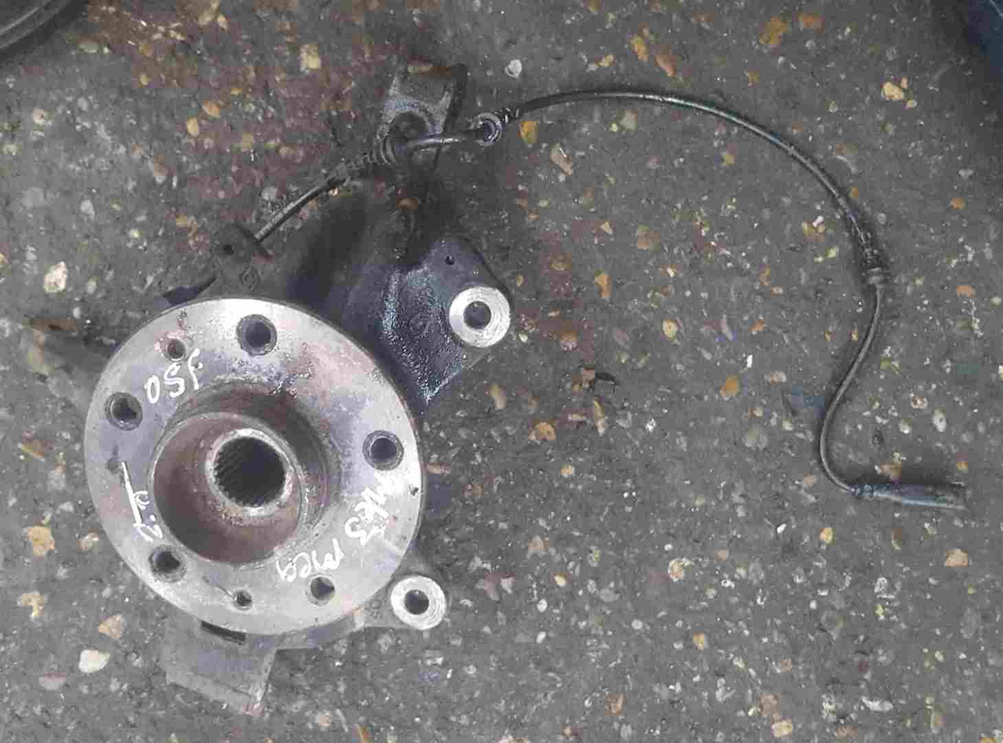 Thumb 2 Renault Megane MK3 GT 2008-2014 2.0 DCi Drivers OSF Front Wheel Hub