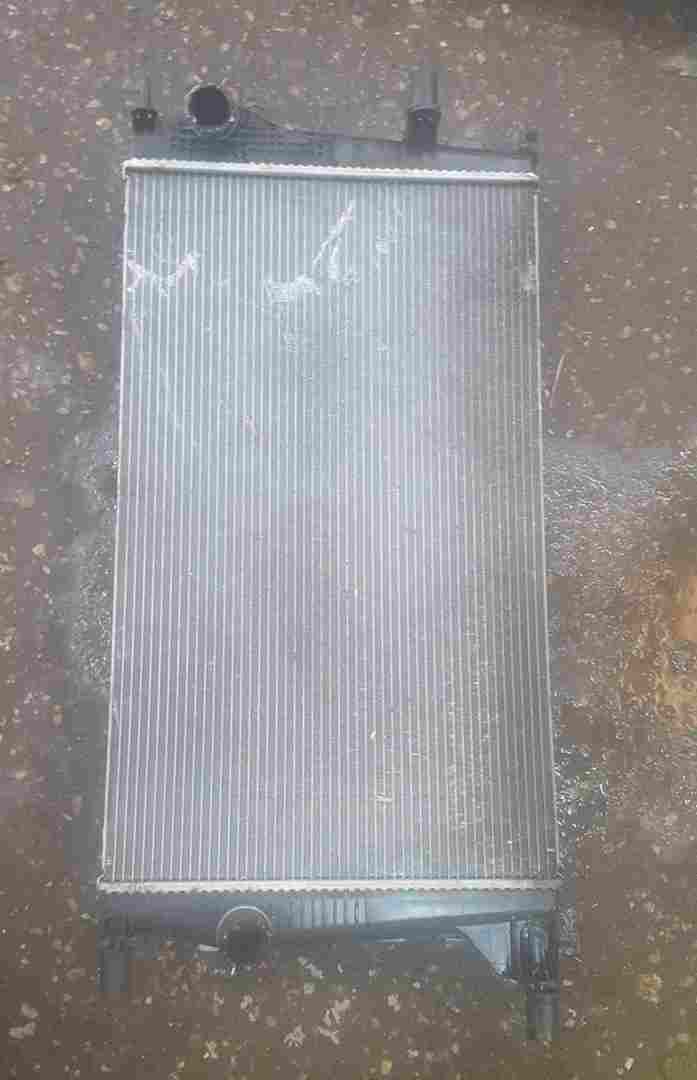 Thumb 4 Renault Megane MK3 GT 2008-2014 2.0 DCi Radiator Rad M9R 610 921000294R