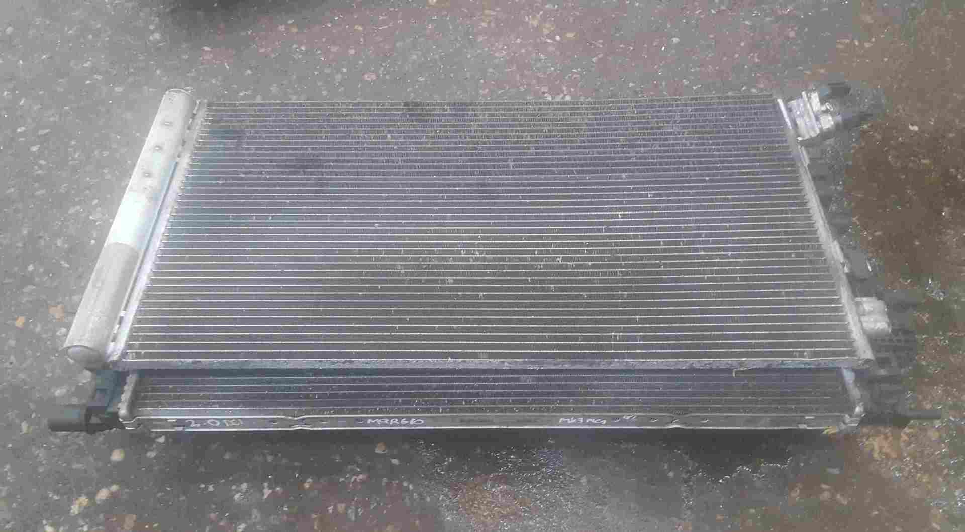 Renault Megane MK3 GT 2008-2014 2.0 DCi Radiator Rad M9R 610 921000294R