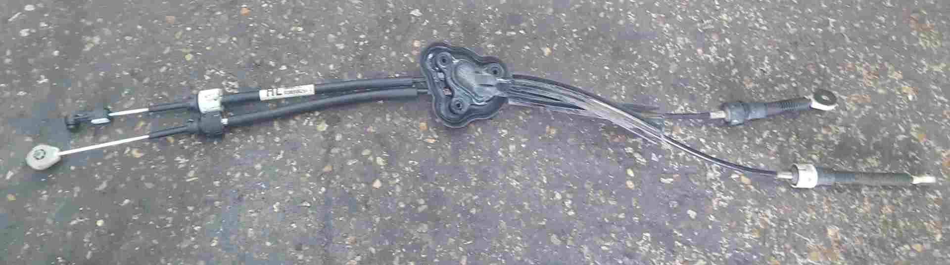 Renault Megane MK3 GT 2008-2014 6 Speed Gear Linkages Cables 8200936261