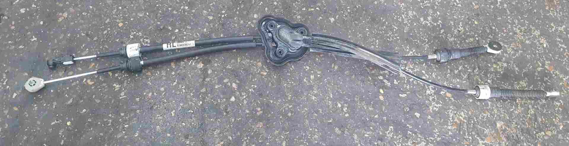 Thumb 2 Renault Megane MK3 GT 2008-2014 6 Speed Gear Linkages Cables 8200936261