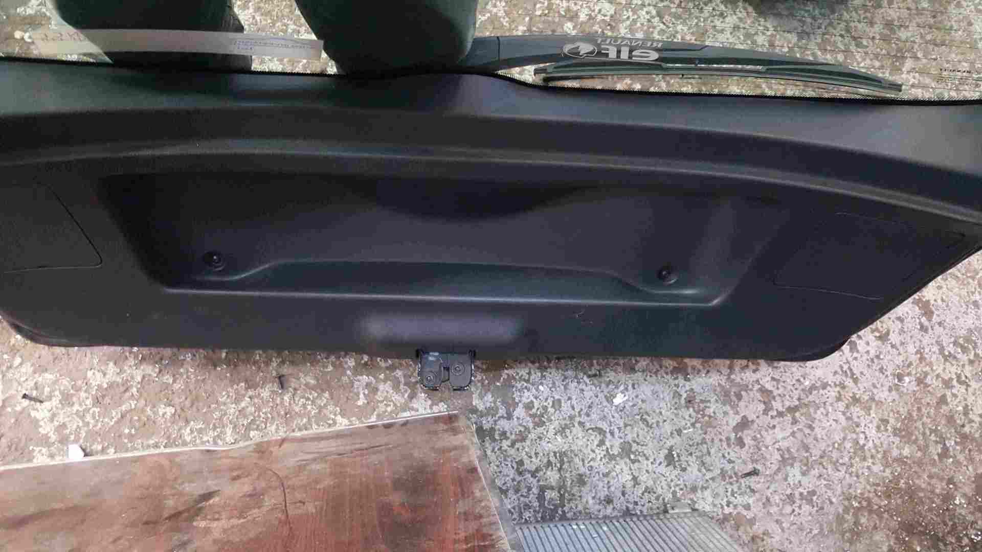 Thumb 6 Renault Megane MK3 Hatch 2008-2014 Rear Boot Tailgate Black TEGNE