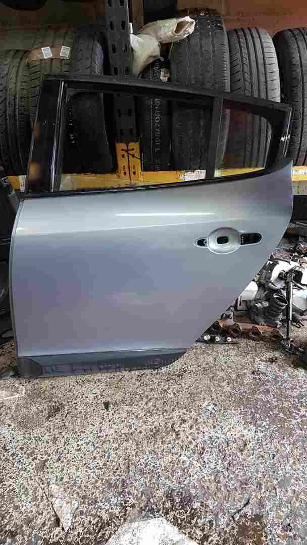 Thumb 2 Renault Megane MK3 Hatchback 2008-2016 Passenger NSR Rear Door TERNR