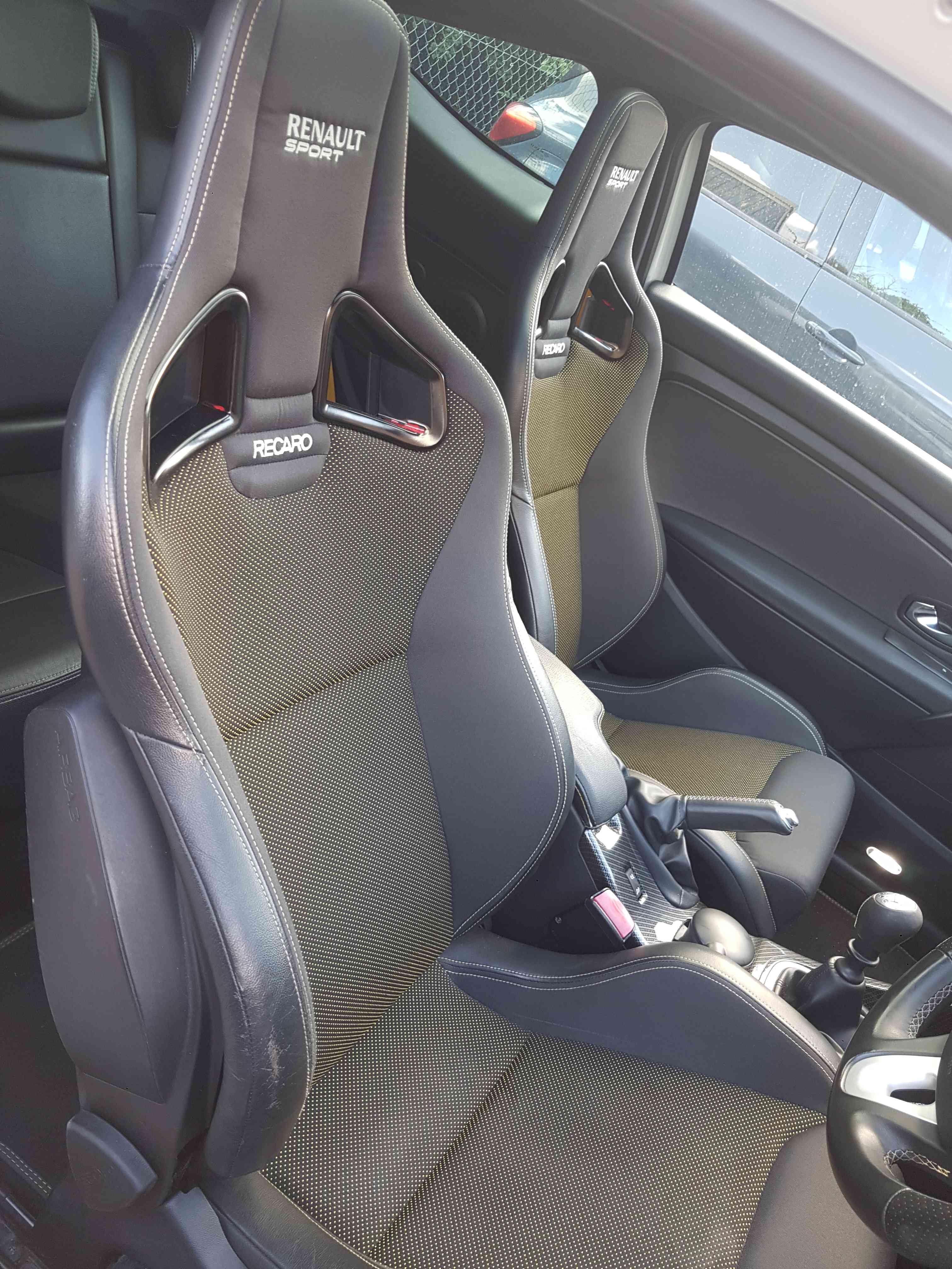 Thumb 8 Renault Megane MK3 Sport 2008-2014 Recaro Seats Leather Yellow DOT Set X2 Front