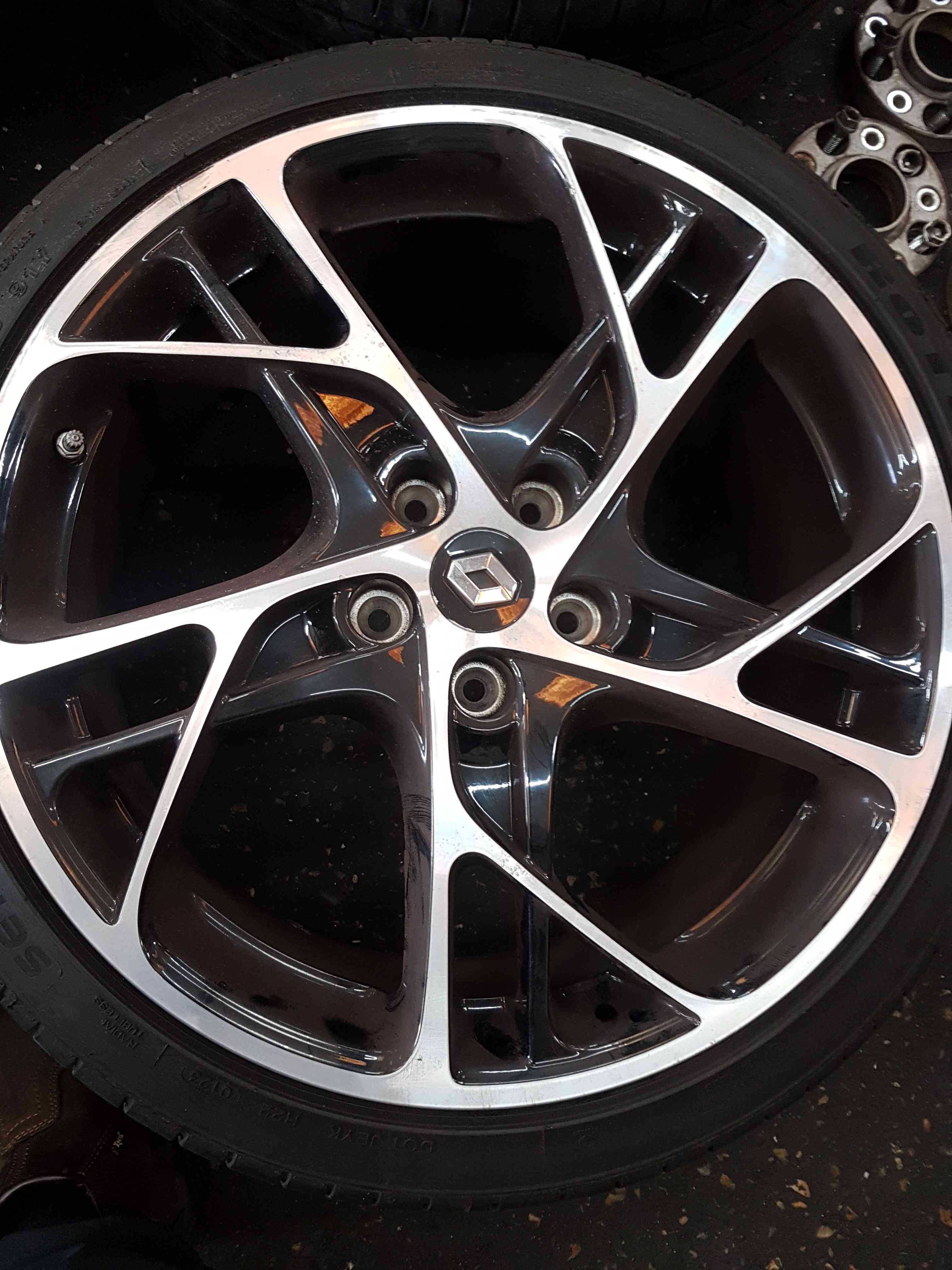 Thumb 7 Renault Megane MK3 Sport RS 2008-2016 World Edition Alloy Wheels X4 SET 19Inch